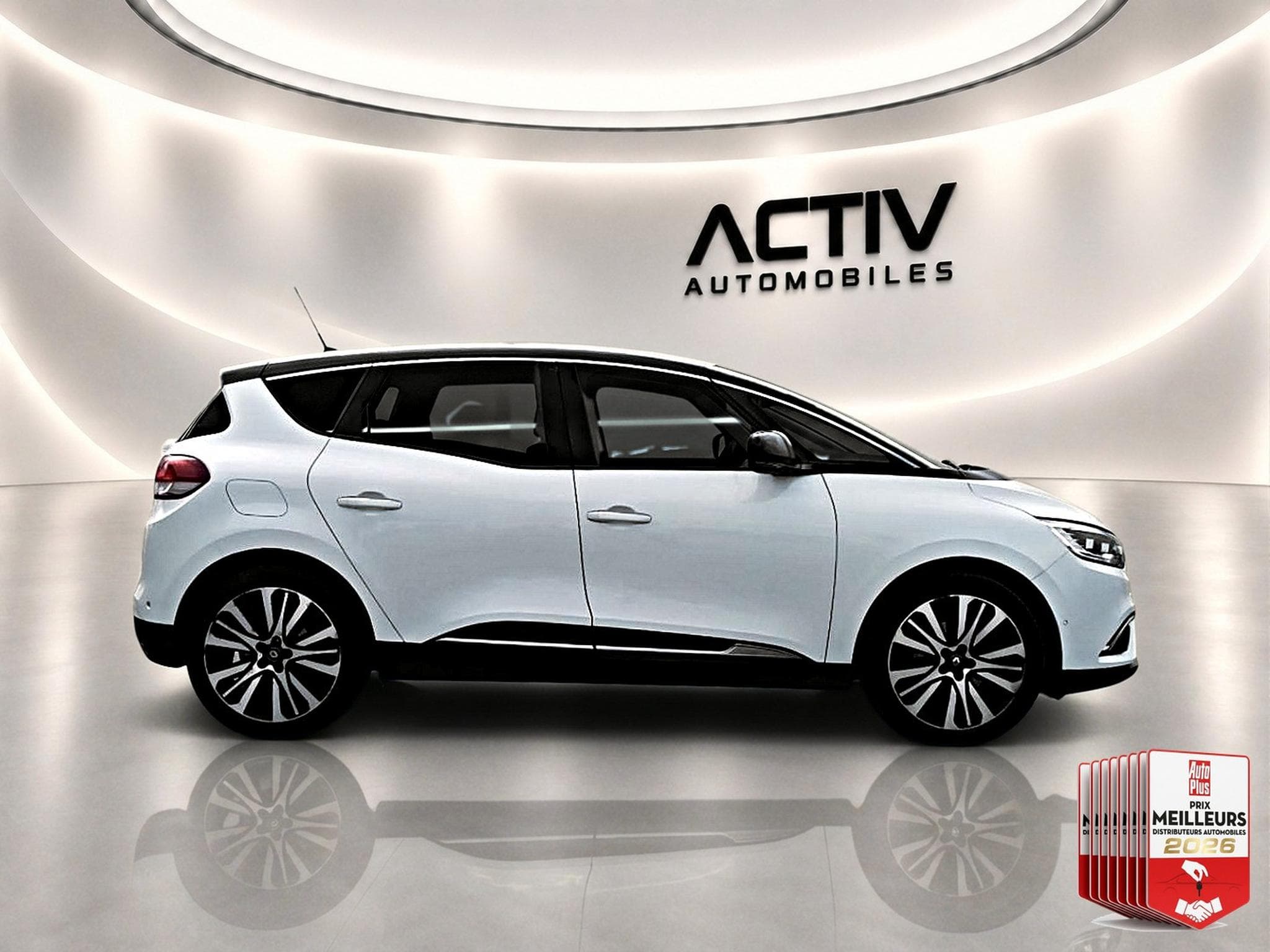 Renault Scenic 1.6 DCI 160 INITIALE PARIS EDC (2017) - Foto 8