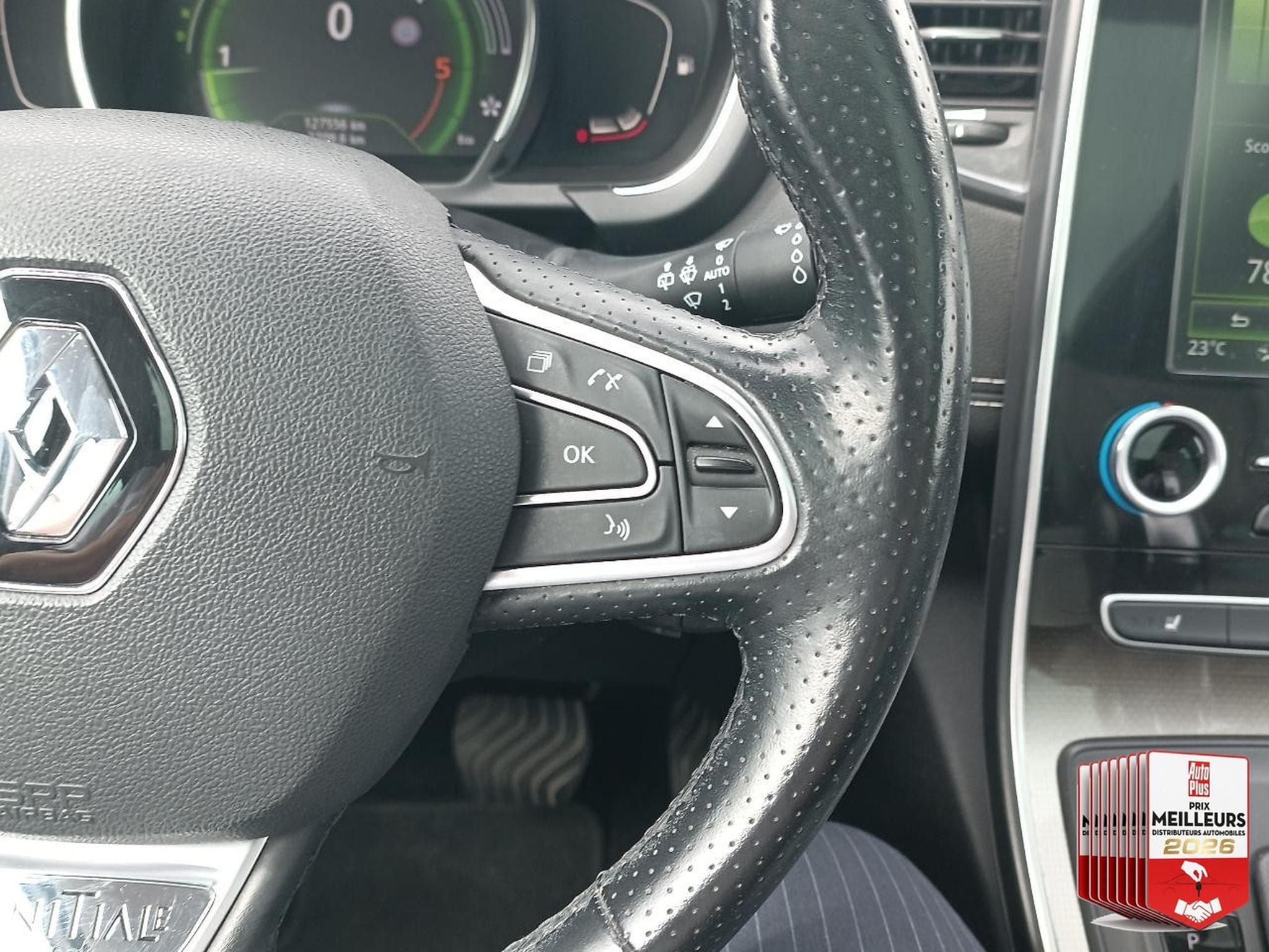 Renault Scenic 1.6 DCI 160 INITIALE PARIS EDC (2017) - Foto 14