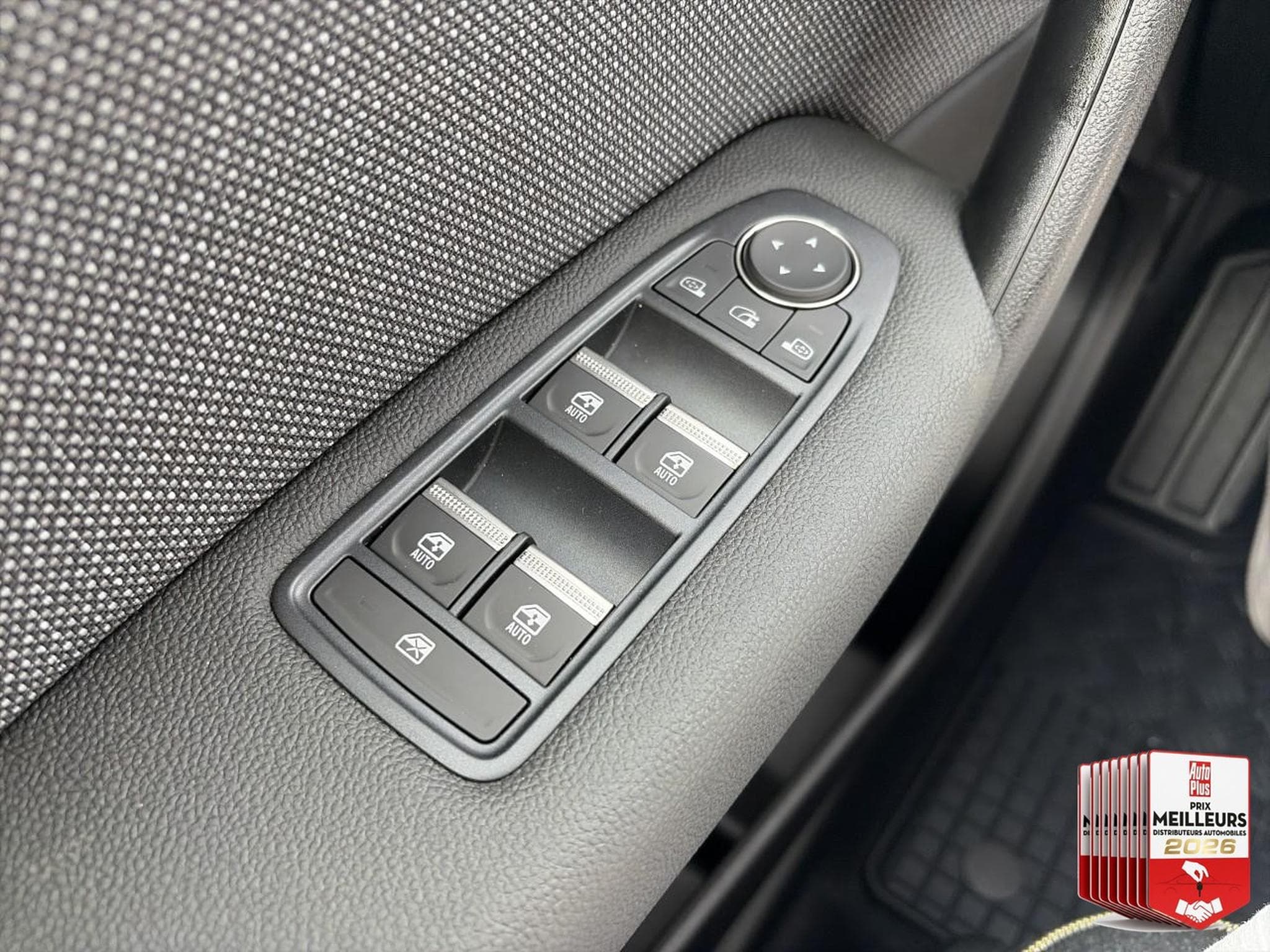 Renault SYMBIOZ 1.8 E-TECH FULL HYBRID 160 TECHNO (2026) - Foto 10