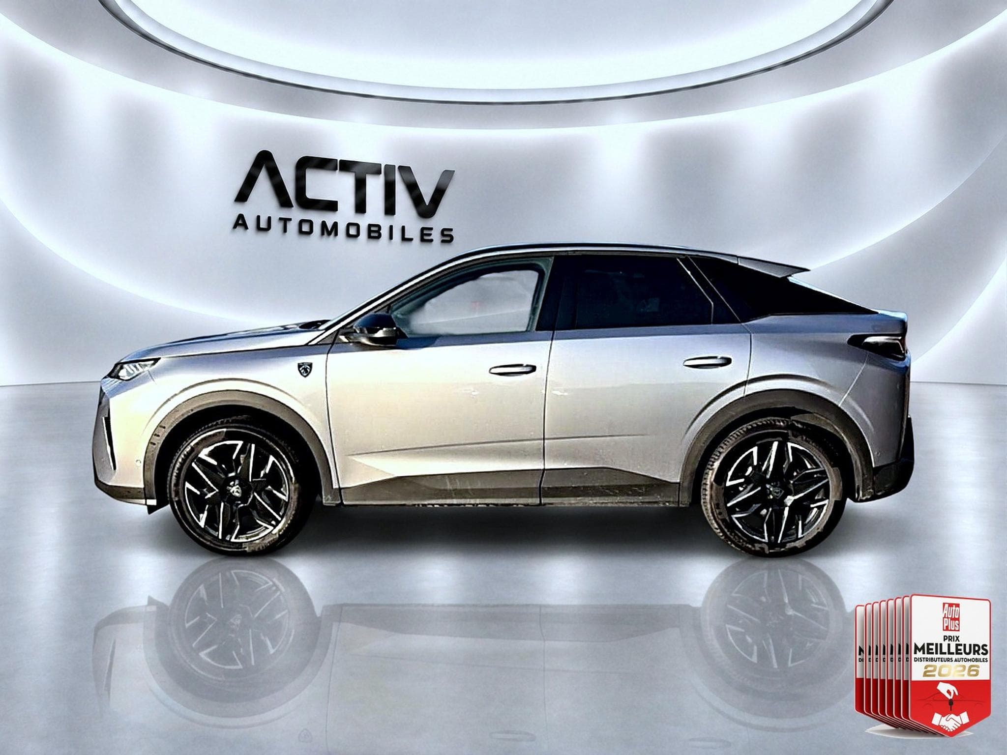 Peugeot 3008 1.2 HYBRID 145 GT E-DCS6 (2025) - Photo 4