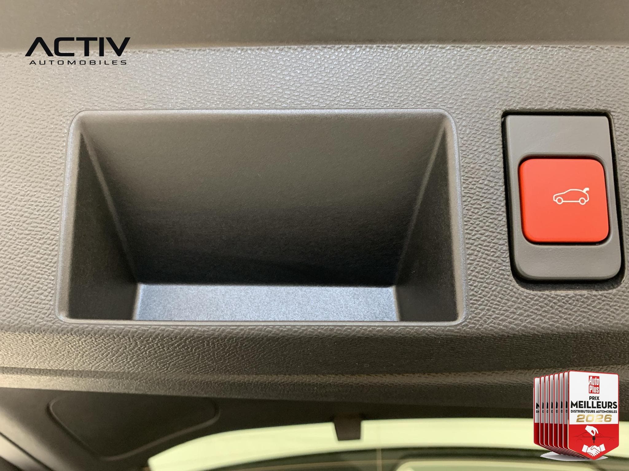 Citroën C5 Aircross 145 CH E-DCS6 PLUS (2026) - Photo 11