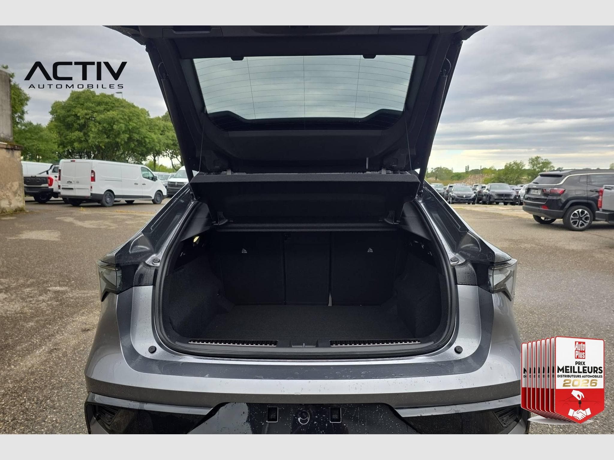 Renault Rafale E-Tech full hybrid 200ch esprit Alpine (2026) - Photo 11