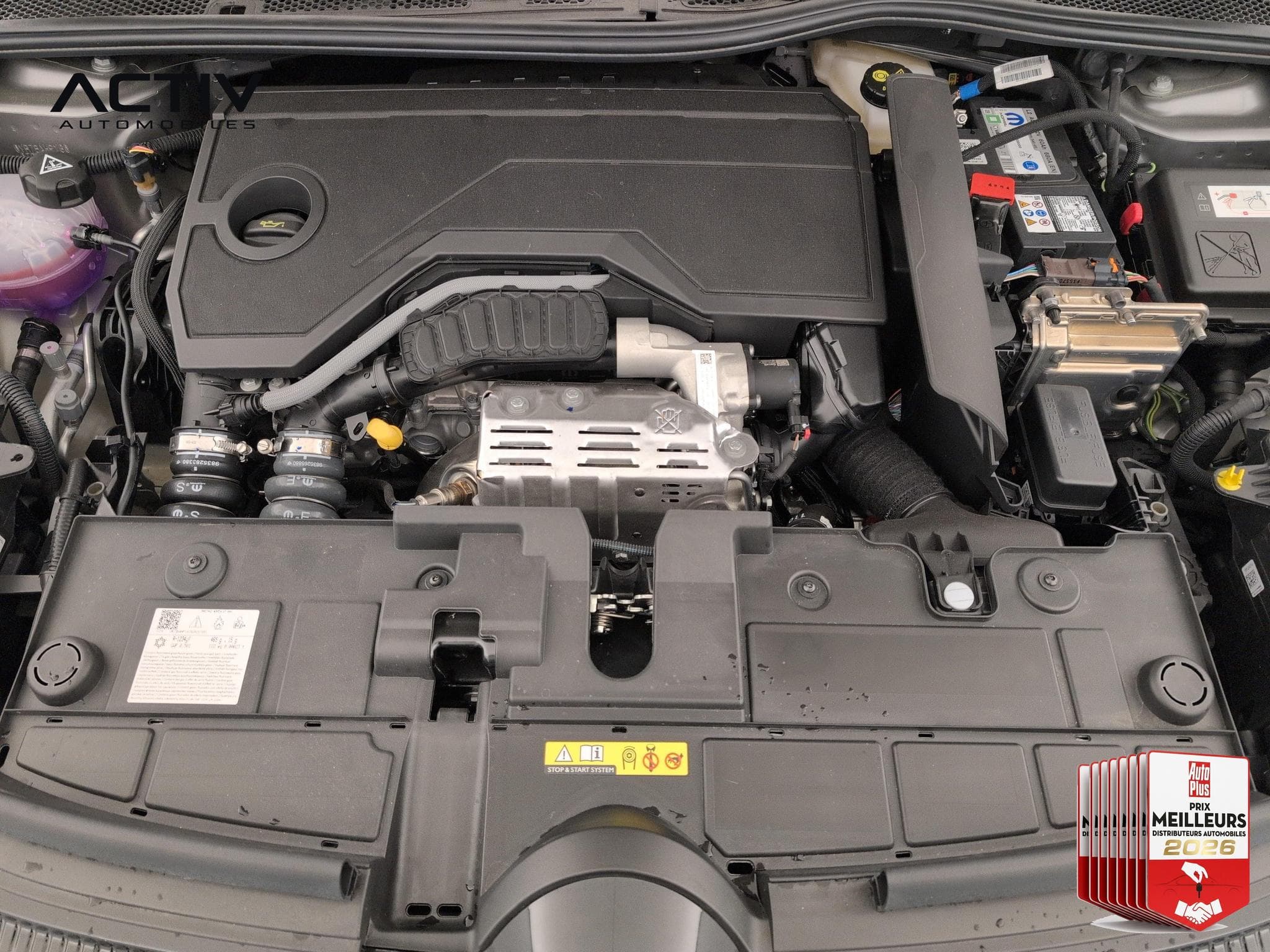 Citroën C4 Hybride 145 ch e-DCS6 Max (2026) - Photo 21