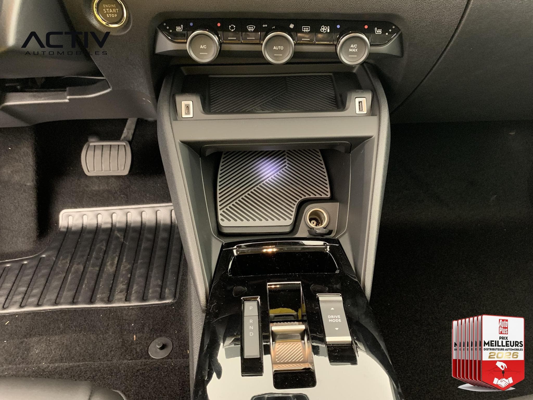 Citroën C4 Hybride 145 ch e-DCS6 Max (2026) - Photo 18