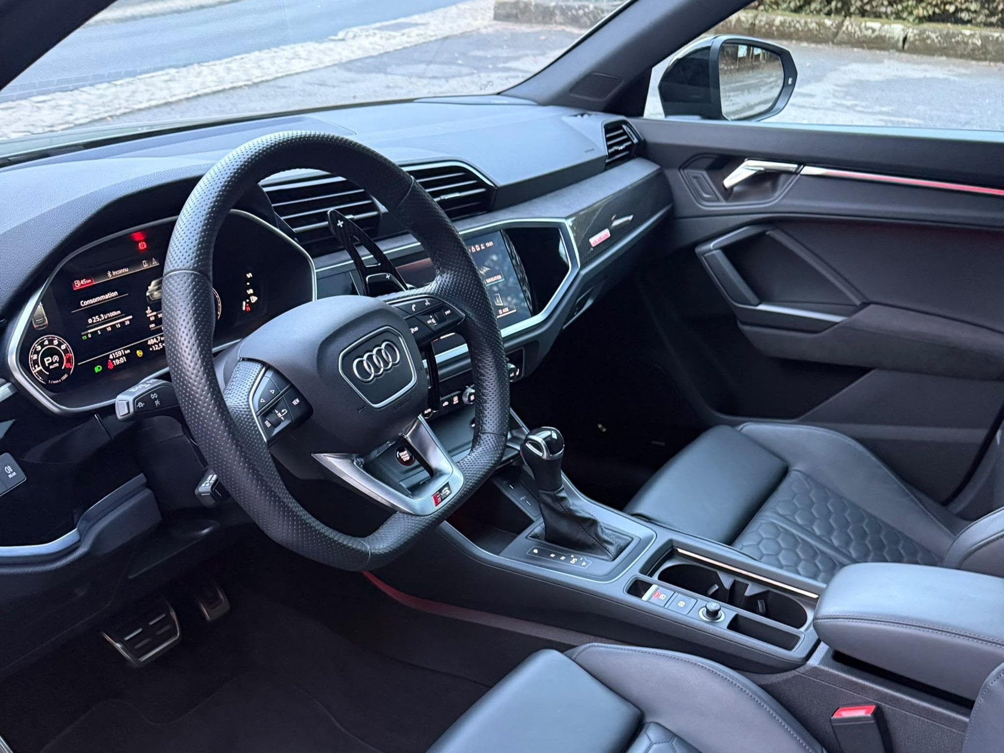 Audi RSQ3 (2022) - Photo 3