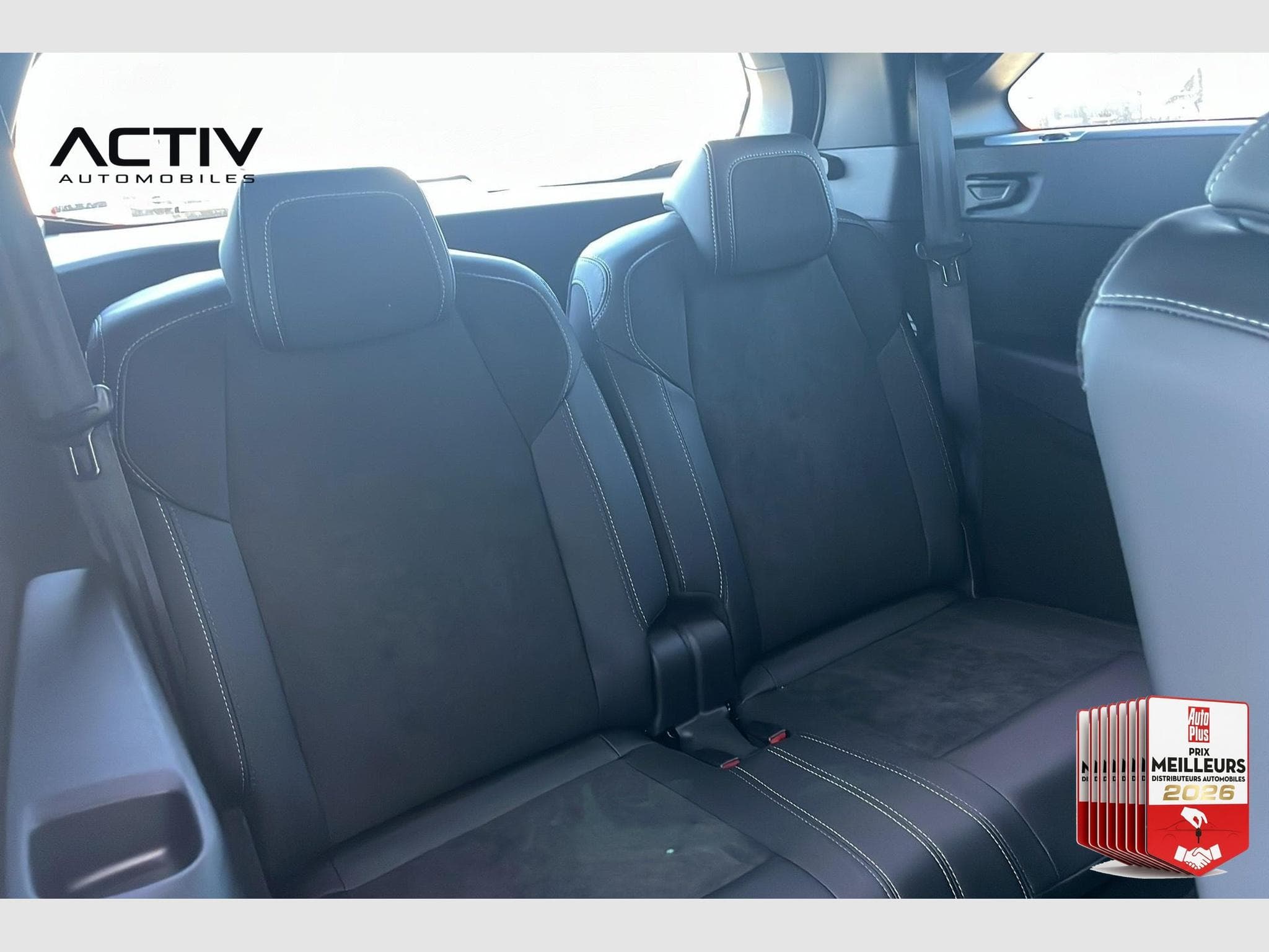 Peugeot 5008 Hybrid 145 e-DCS6 GT (2026) - Photo 11