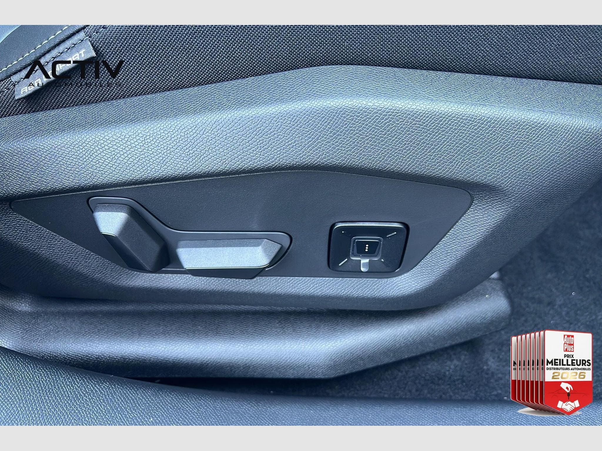 Peugeot 5008 Hybrid 145 e-DCS6 GT (2026) - Photo 15