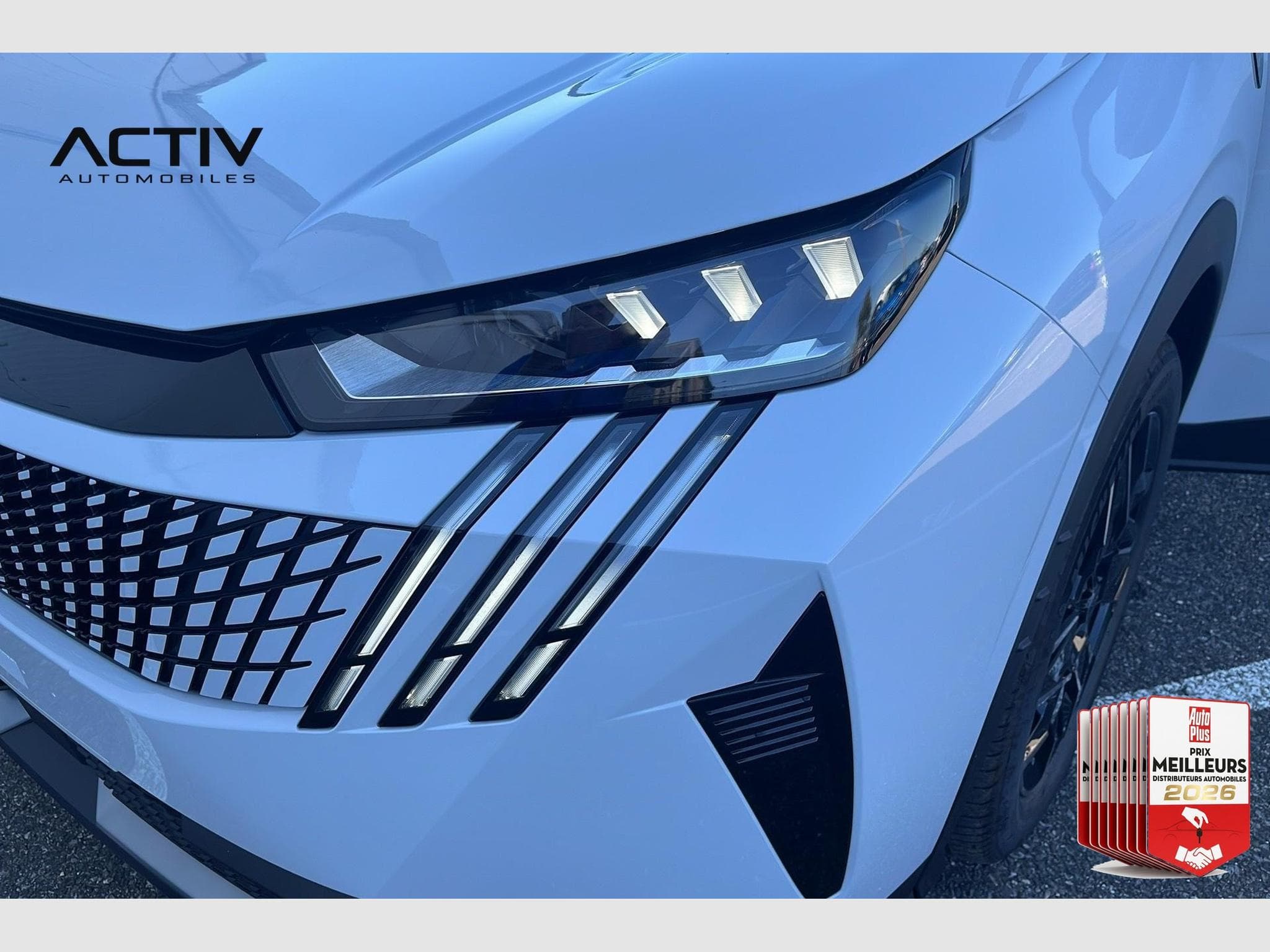 Peugeot 5008 Hybrid 145 e-DCS6 GT (2026) - Photo 28