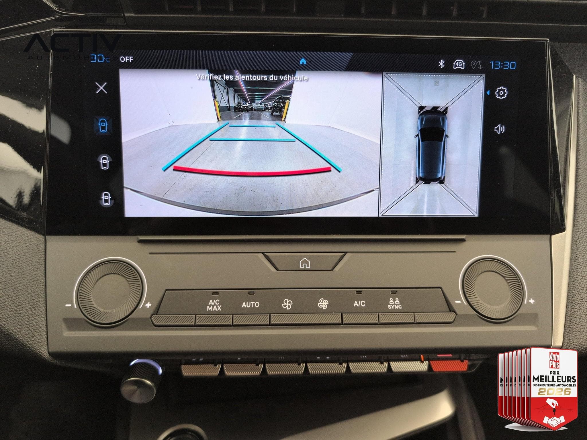 Peugeot 308 HYBRID 145 E-DCS6 ALLURE (2026) - Photo 16