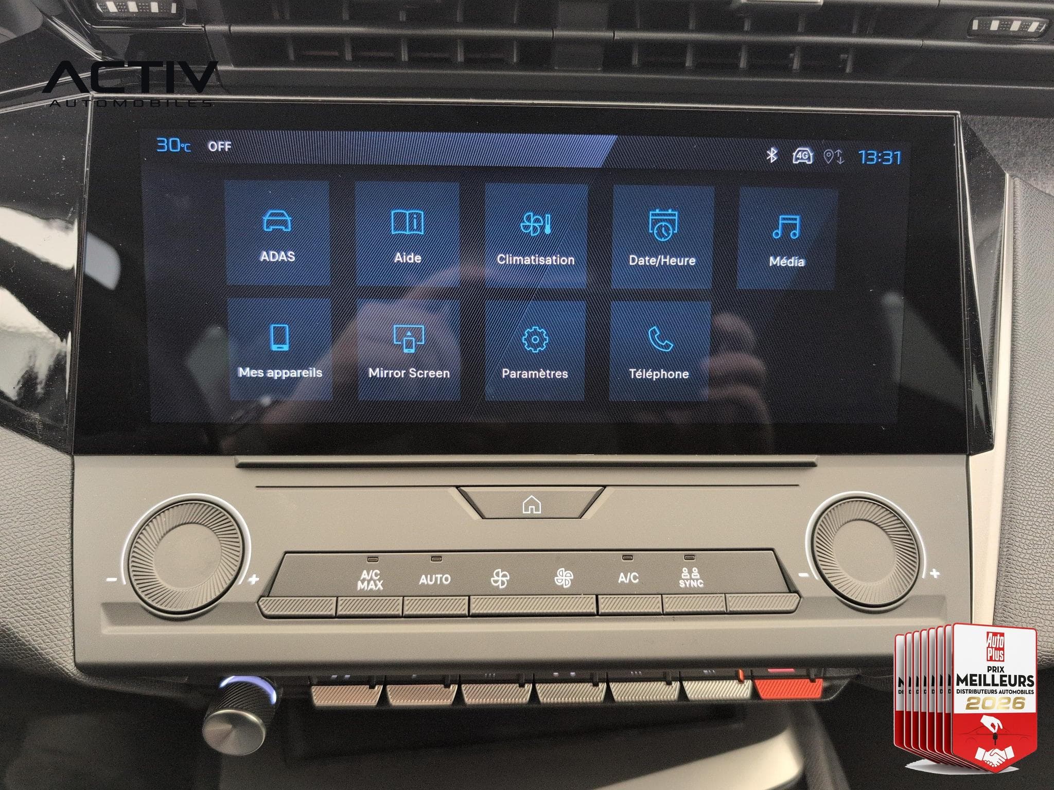 Peugeot 308 HYBRID 145 E-DCS6 ALLURE (2026) - Photo 18