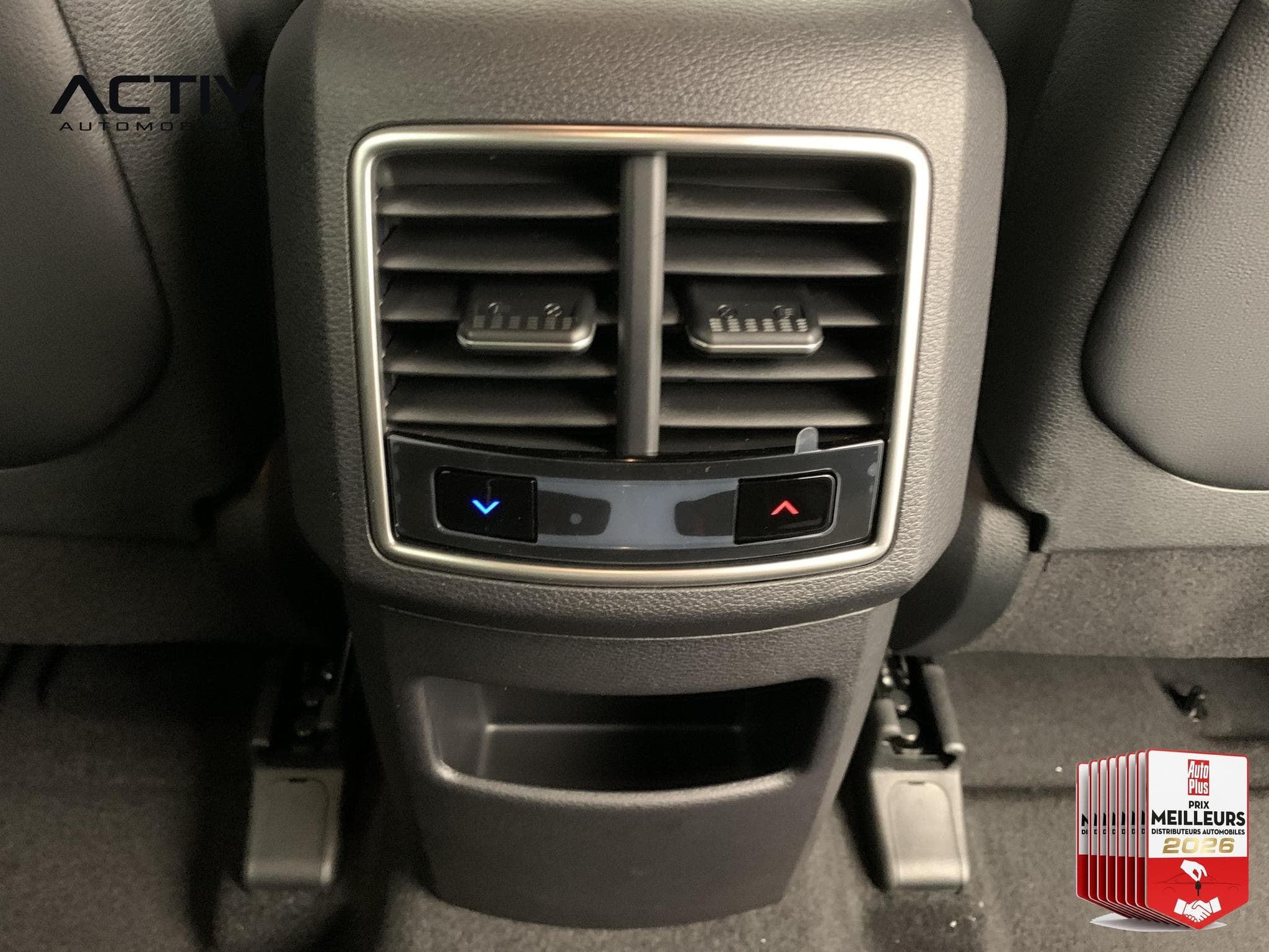 Kia SPORTAGE Hybride 239 ch BVA6 GT-Line (2026) - Photo 21