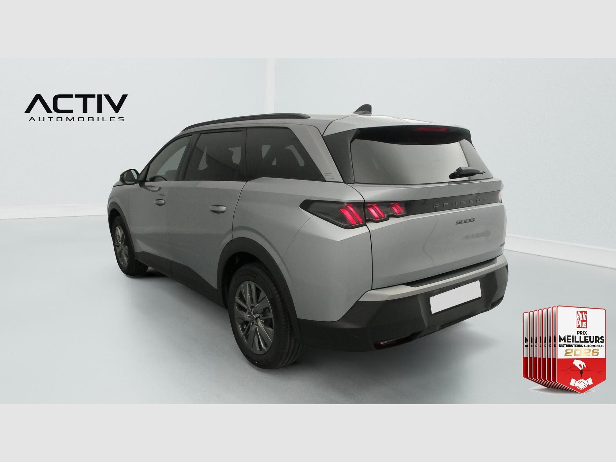 Peugeot 5008 Hybrid 145 e-DCS6 Allure (2026) - Photo 5