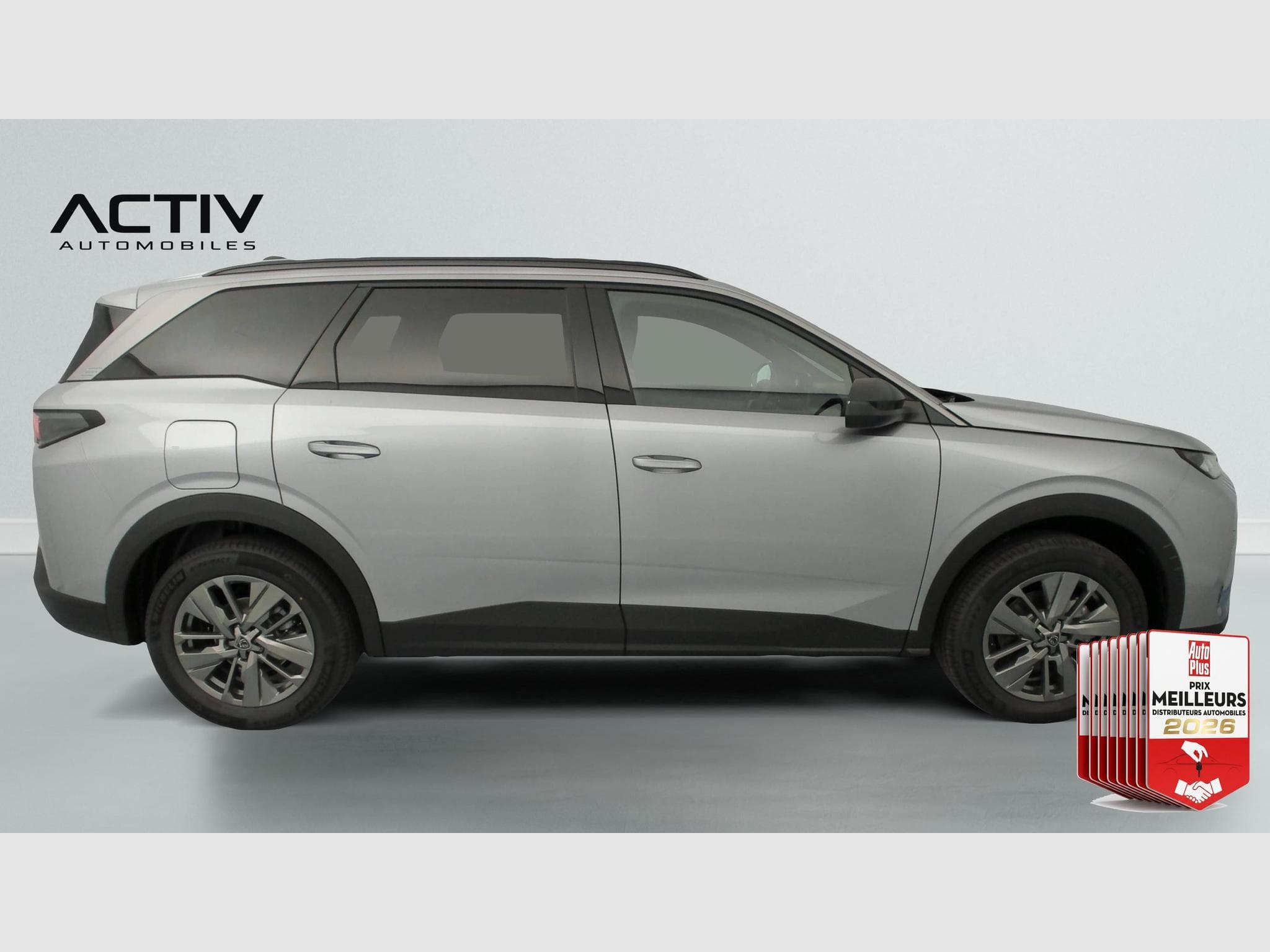 Peugeot 5008 Hybrid 145 e-DCS6 Allure (2026) - Photo 8