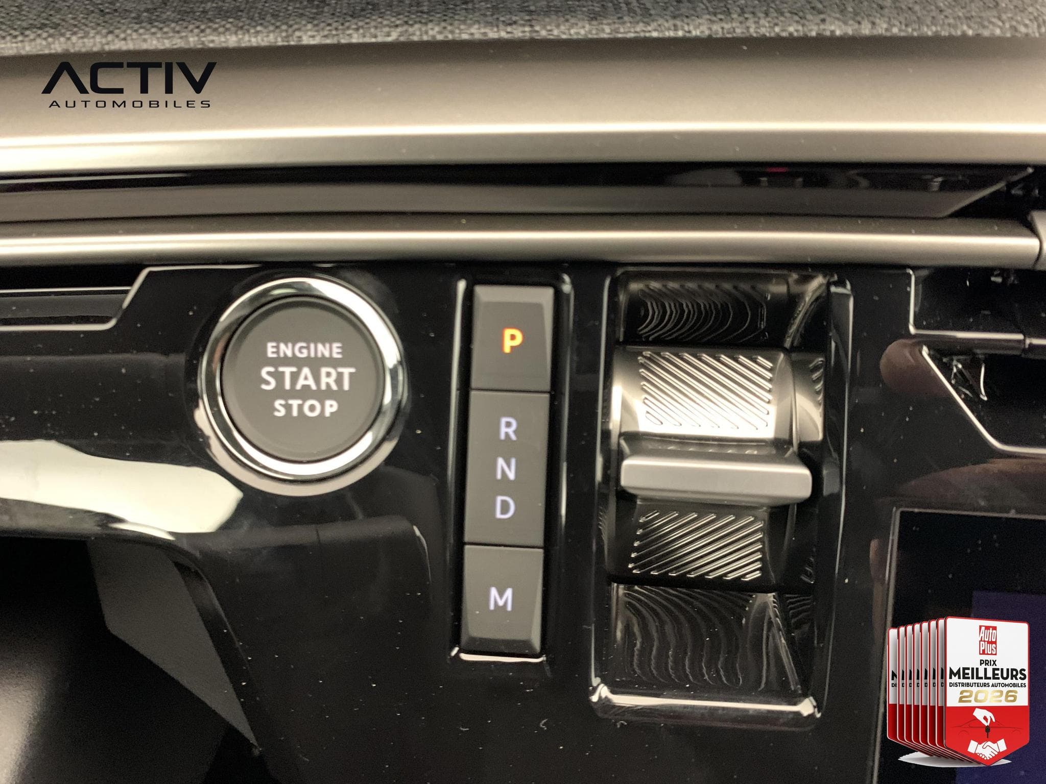 Peugeot 5008 Hybrid 145 e-DCS6 Allure (2026) - Photo 16