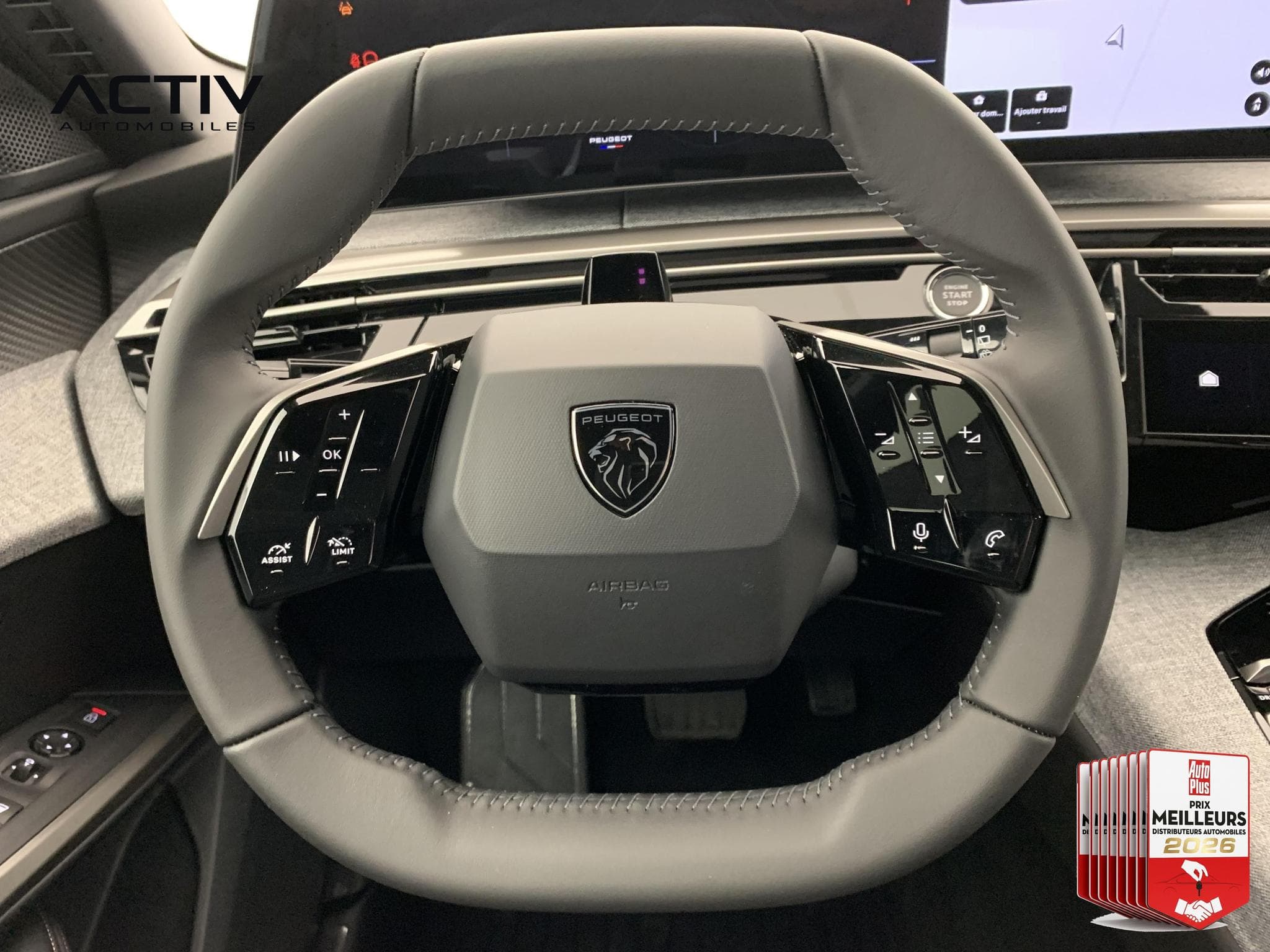 Peugeot 5008 Hybrid 145 e-DCS6 Allure (2026) - Photo 14
