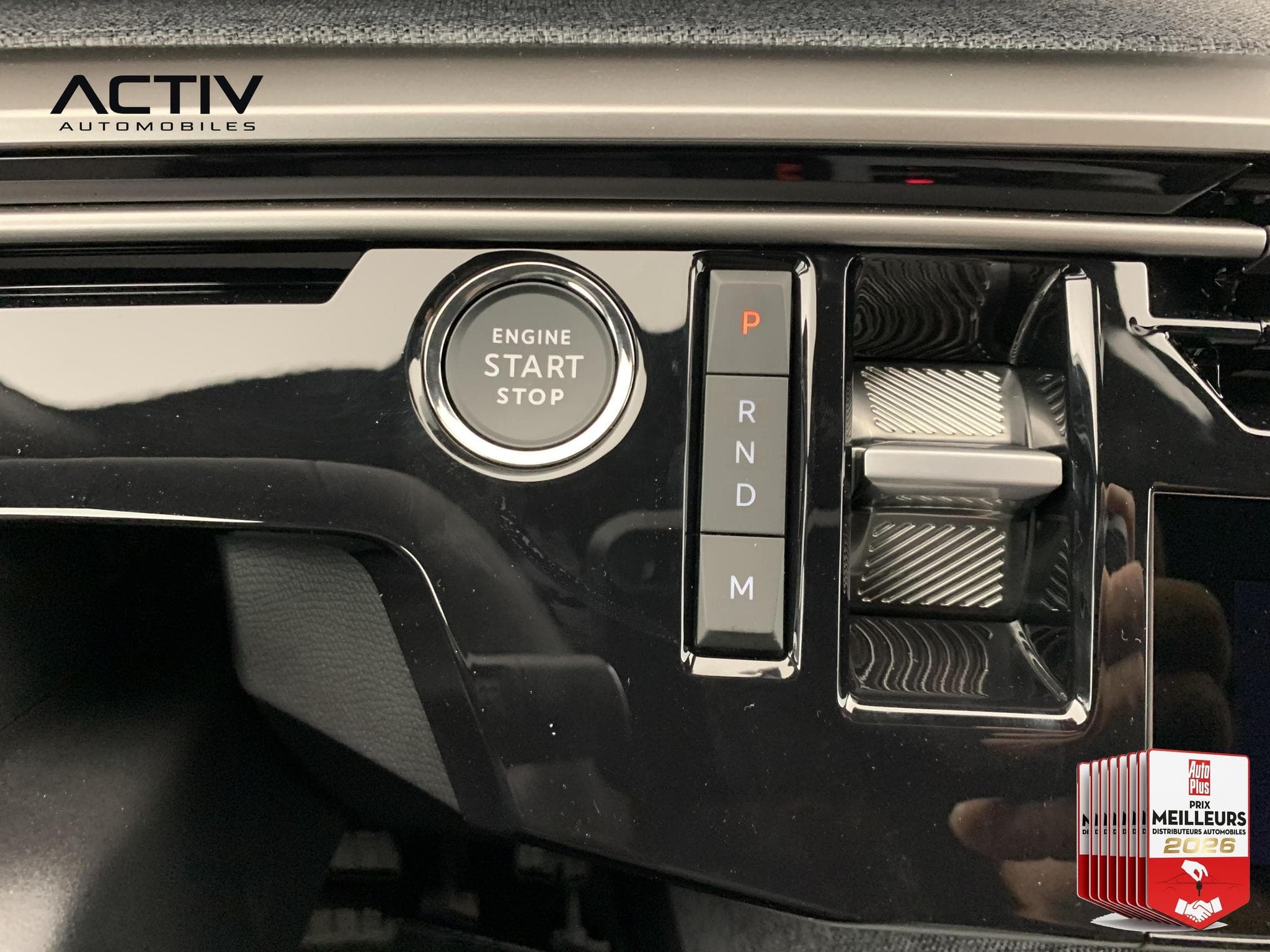 Peugeot 5008 Hybrid 145 e-DCS6 Allure (2026) - Photo 16
