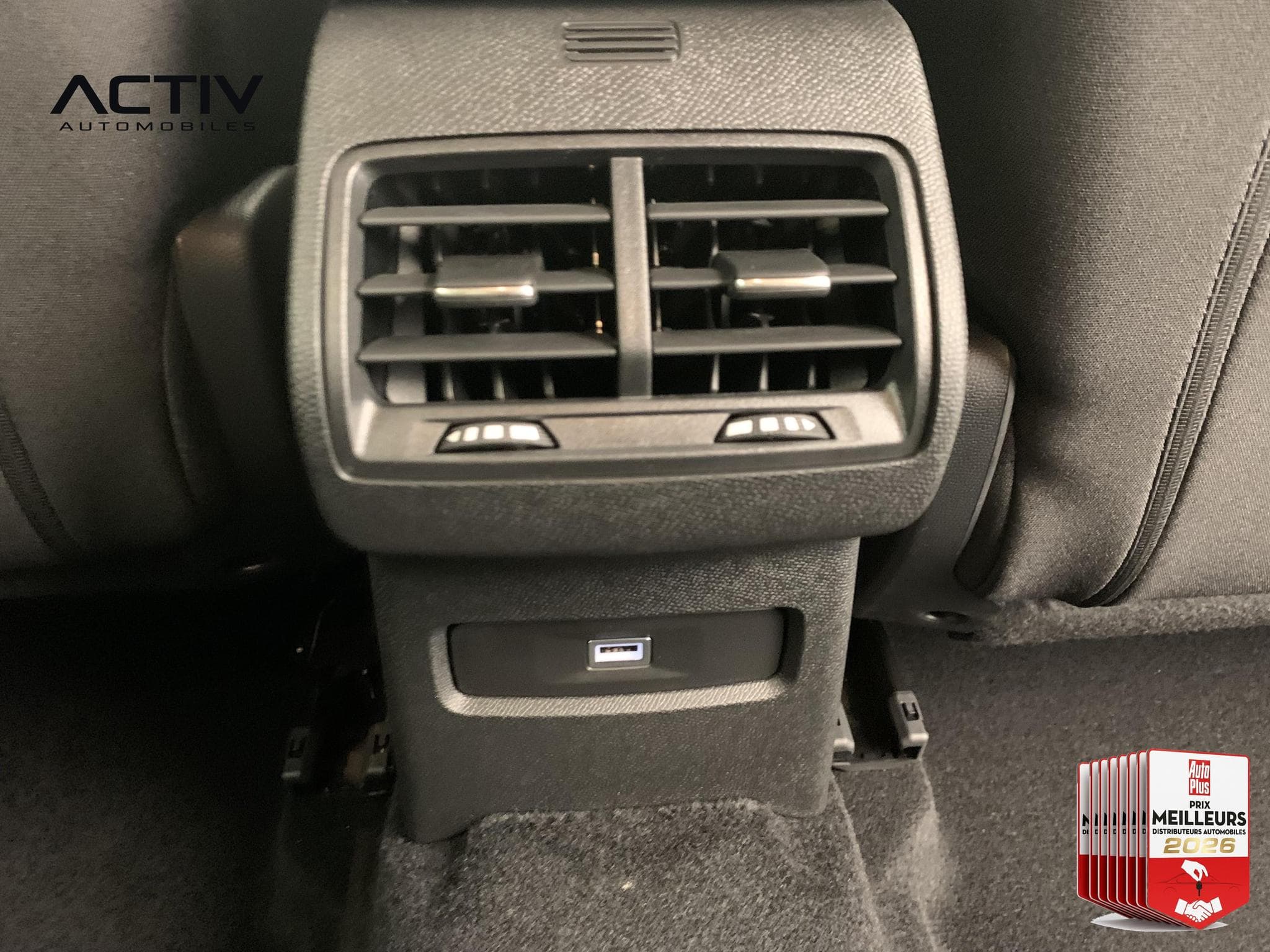 Citroën C4 Hybride 145 e-DCS6 Max (2026) - Photo 23