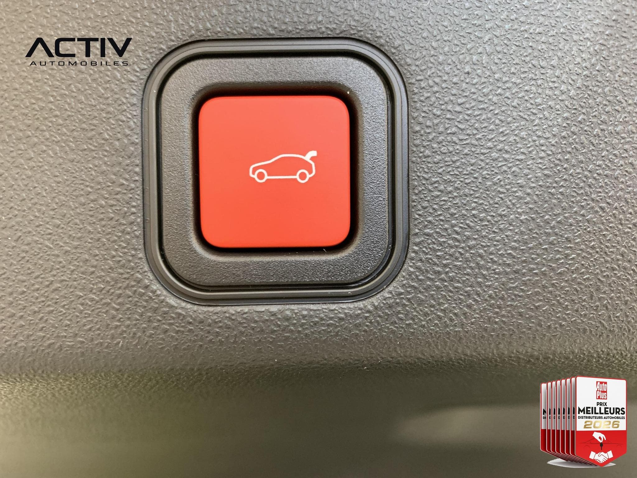 Fiat 600 T-Gen 3 1.2 Hybrid 145ch eDCT6 Sport (2026) - Photo 18