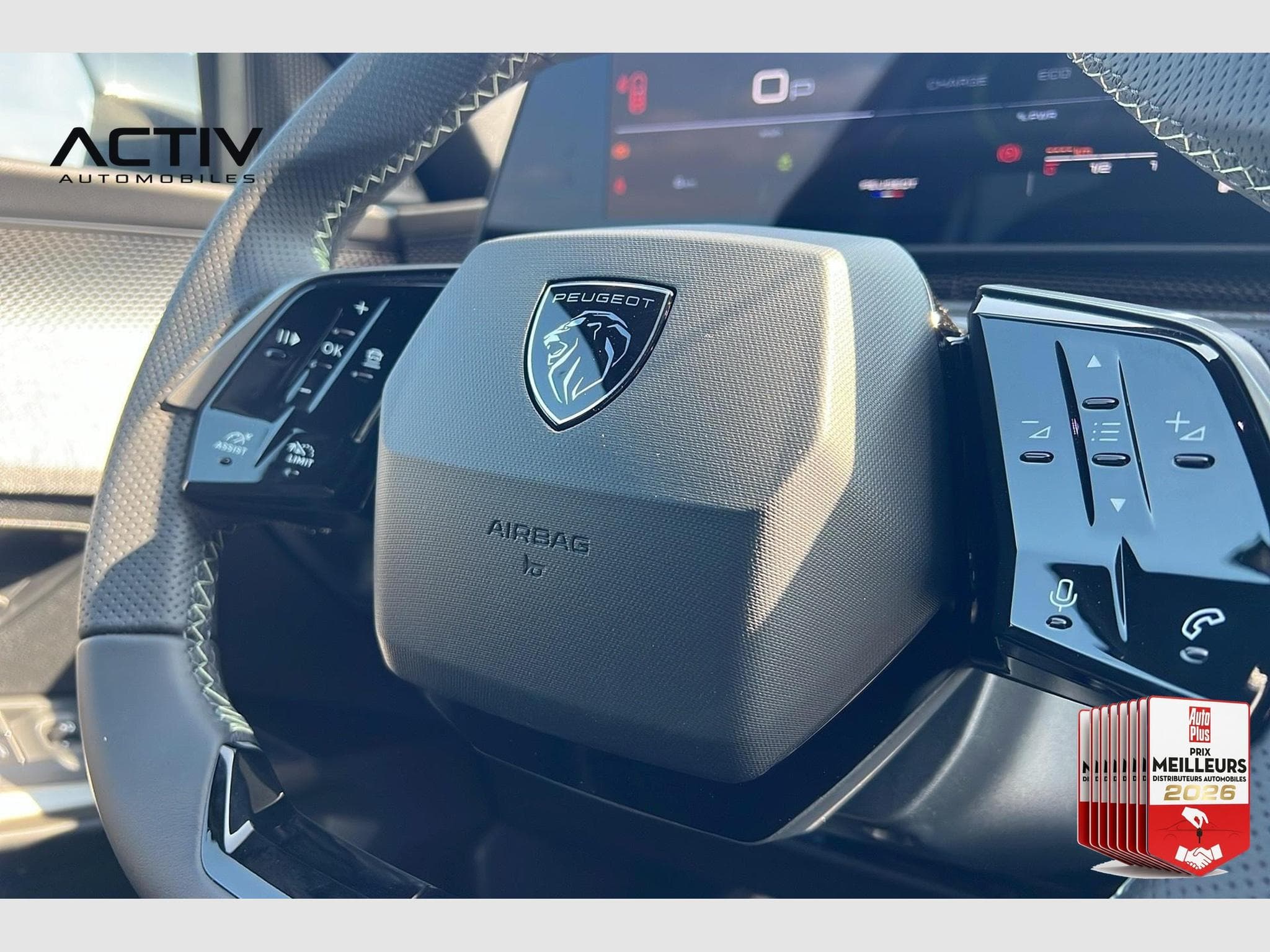 Peugeot 5008 Hybrid 145 e-DCS6 GT (2025) - Photo 15