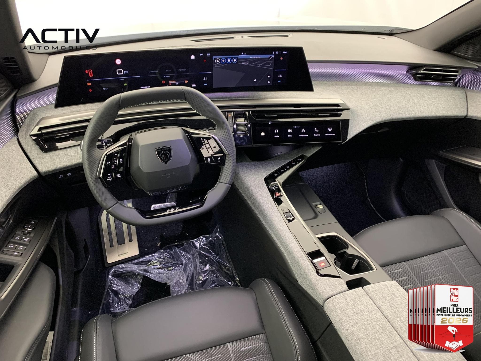 Peugeot 3008 Hybrid 145 e-DCS6 GT (2025) - Photo 14