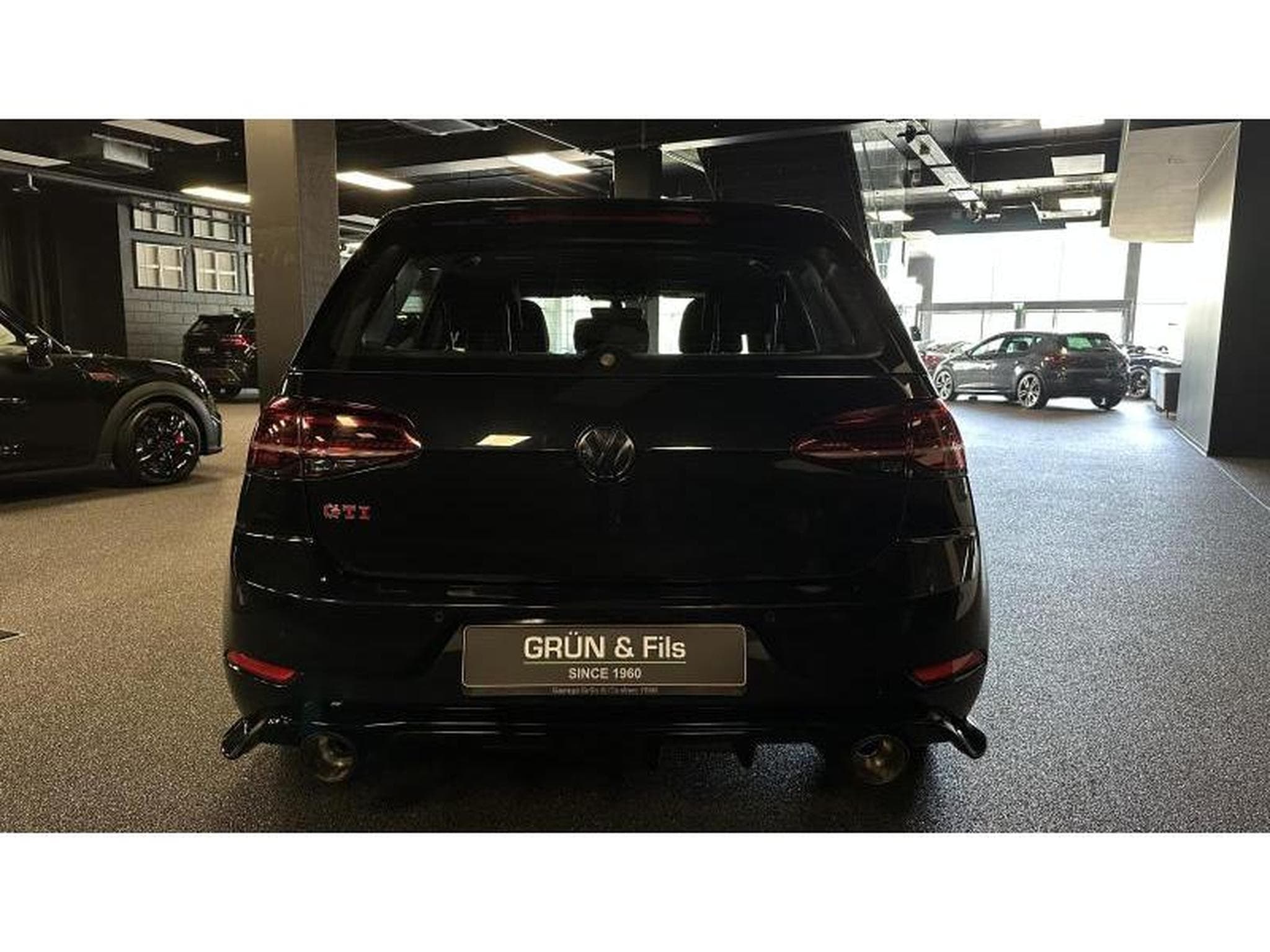 VW Golf VII GTI Performance (2019) - Photo 7