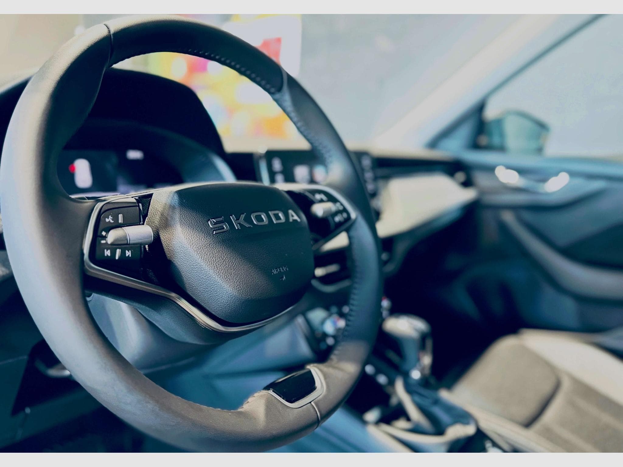 Skoda Kamiq KAMIQ SELECTION TSI DSG (2026) - Photo 8