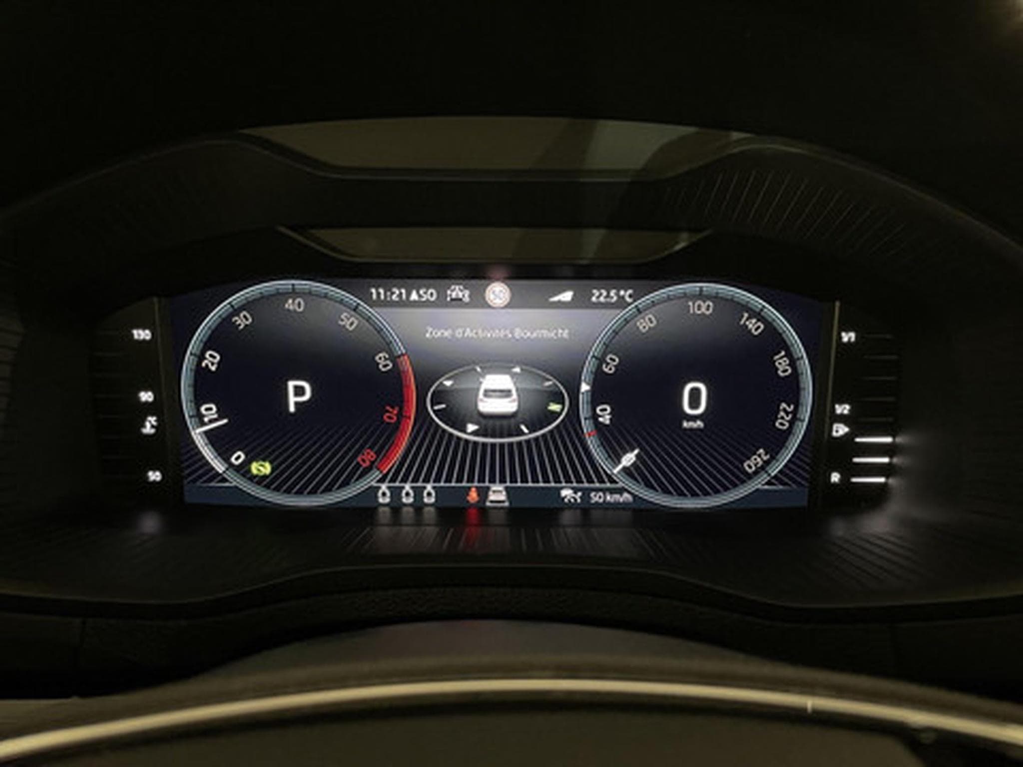 Skoda Karoq 1.5 TSI 110kW DSG7 (2022) - Photo 2