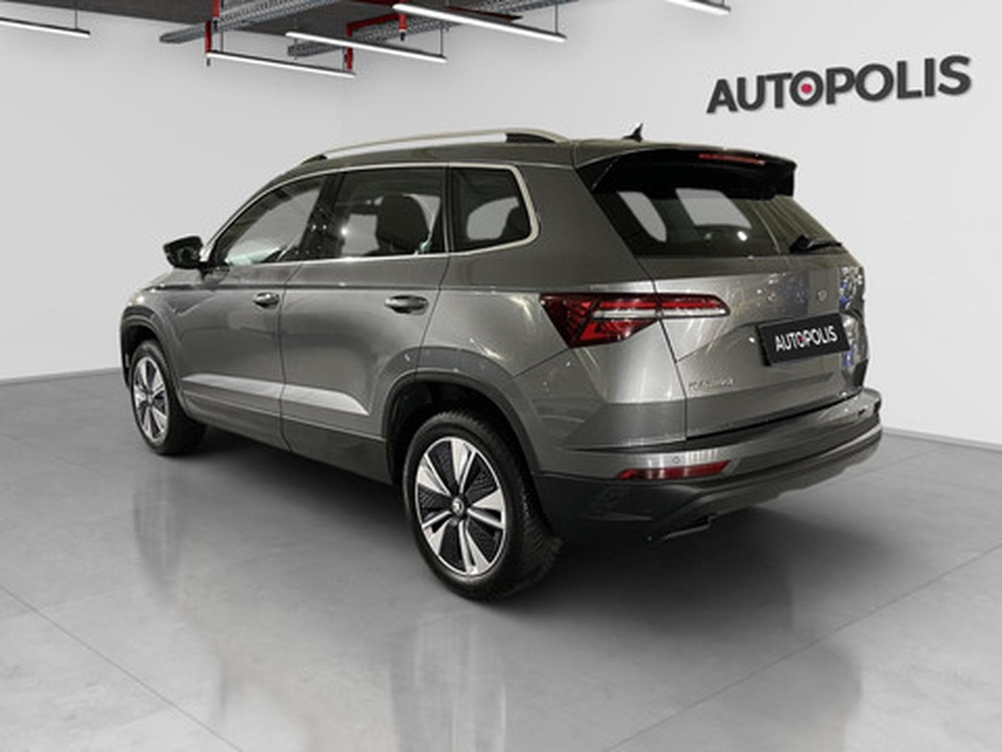 Skoda Karoq 1.5 TSI 110kW DSG7 (2022) - Photo 15