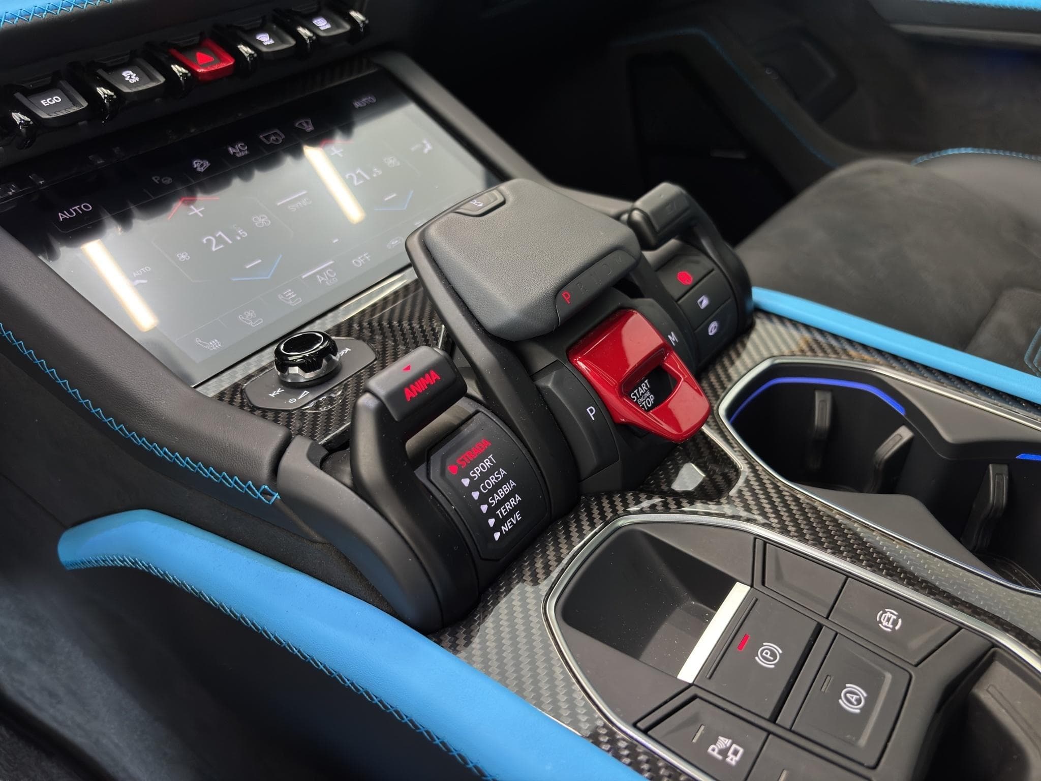 Lamborghini Urus SE (2025) - Foto 11