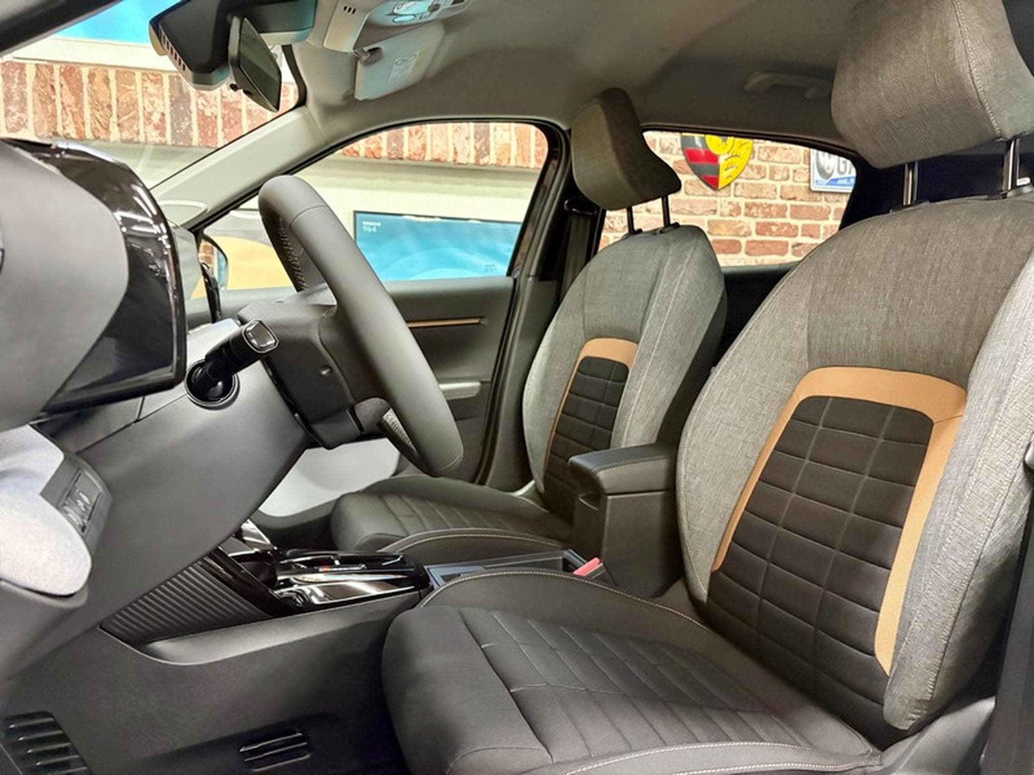 Citroen C3 Aircross C3 Aircross 1.2 Hybride 145cv Auto PLUS (Neuf) (2026) - Photo 5