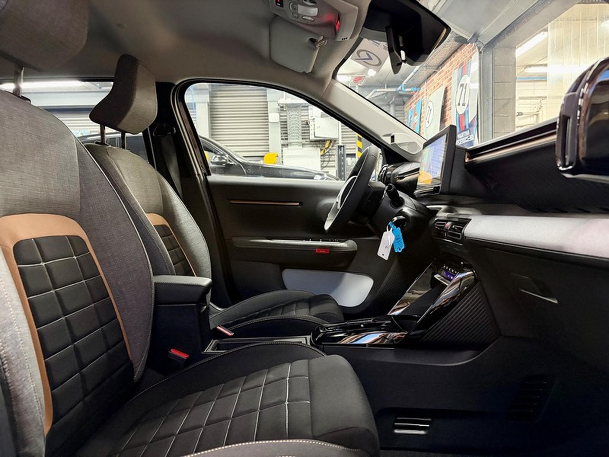 Citroen C3 Aircross C3 Aircross 1.2 Hybride 145cv Auto PLUS (Neuf) (2026) - Photo 8
