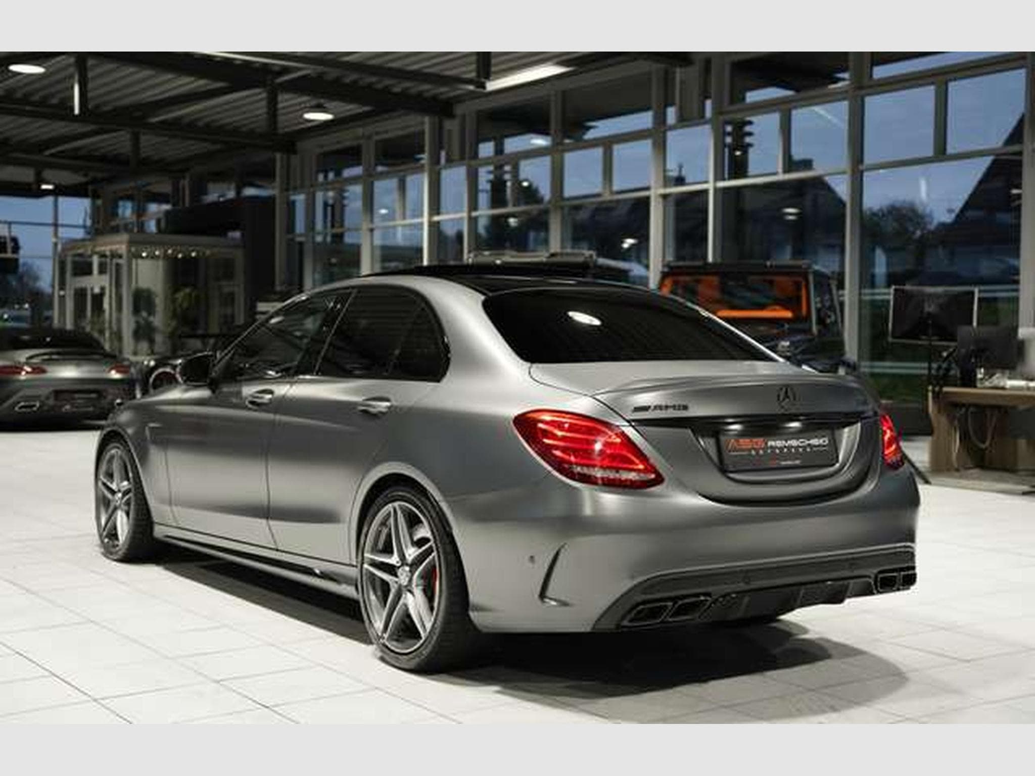 Mercedes C 63 AMG S Limousine *Perf-AGA*Night*Pano*BURM (2017) - Photo 8