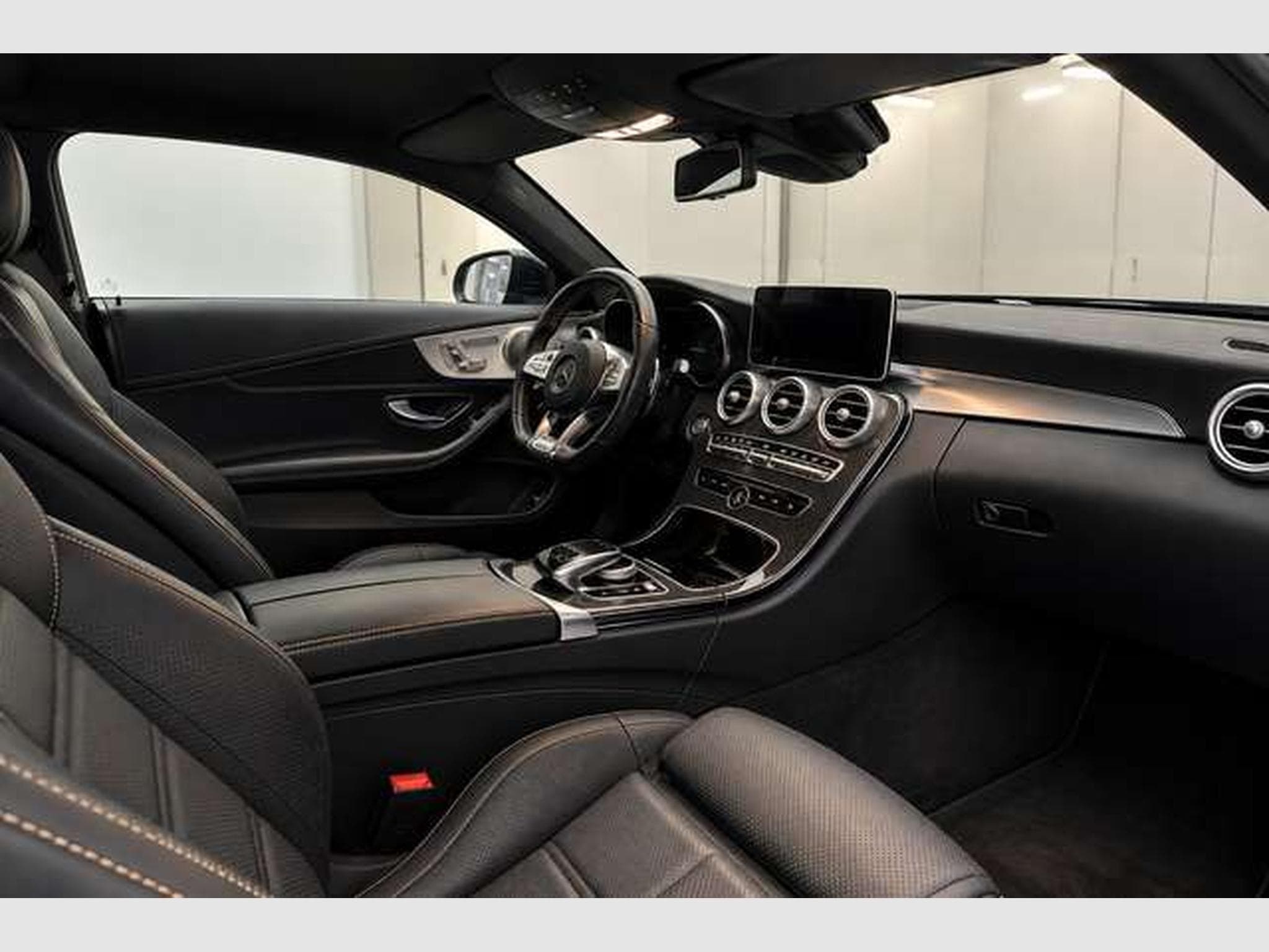 Mercedes C 63 AMG Coupé *20 *Pano *MAGNO *Night *Digital (2021) - Foto 2