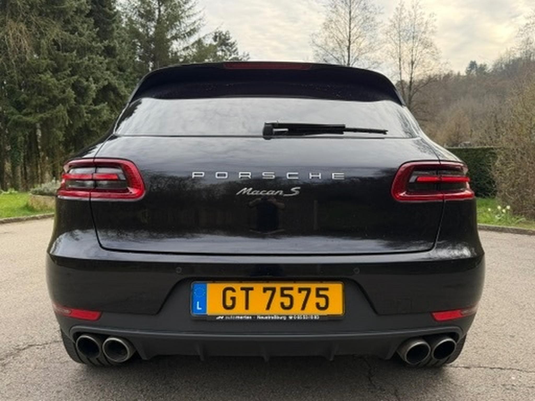 Porsche Macan S (2017) - Photo 2