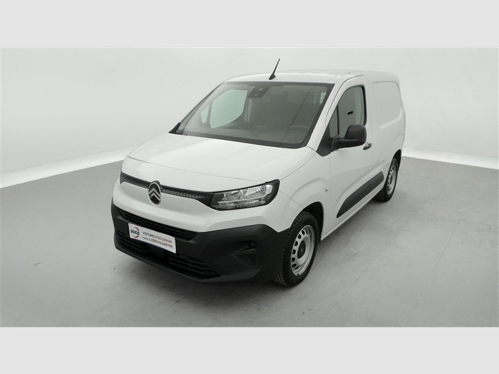Citroen Berlingo 1.5 BlueHDi 130Cv EAT8 M CLIM / BLUETOOTH / PDC (2025) - Foto 1