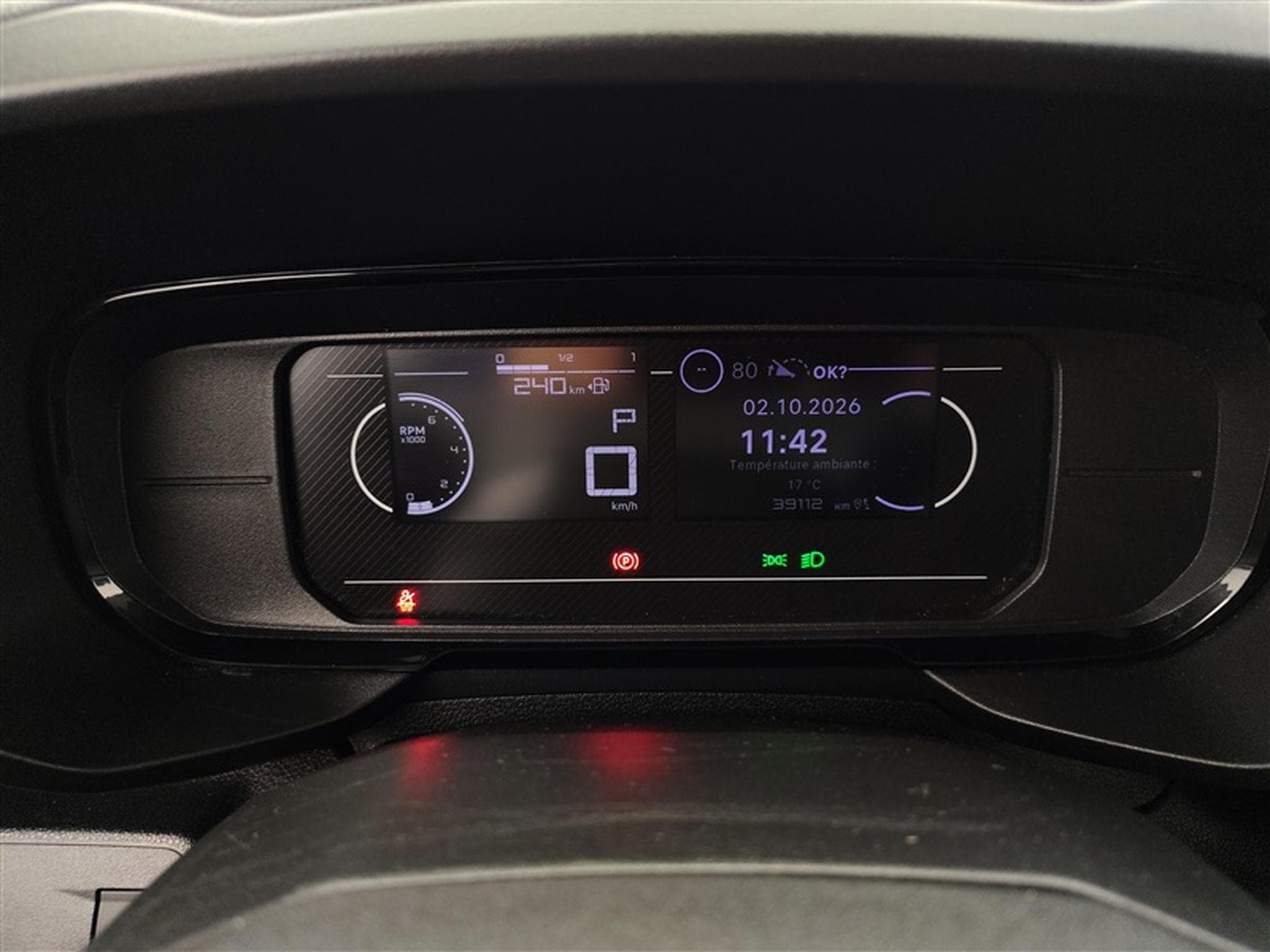 Citroen Berlingo 1.5 BlueHDi 130Cv EAT8 M CLIM / BLUETOOTH / PDC (2025) - Foto 10