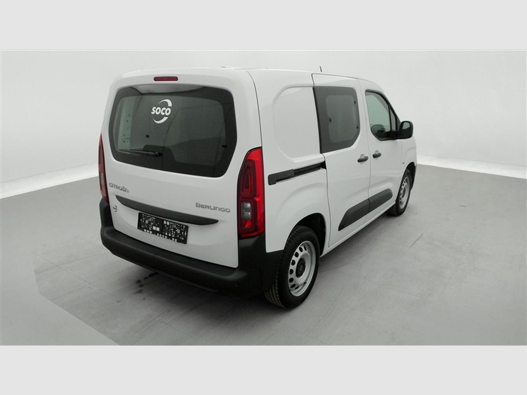 Citroen Berlingo 1.5 BlueHDi 130Cv EAT8 M CLIM / BLUETOOTH / PDC (2025) - Foto 24
