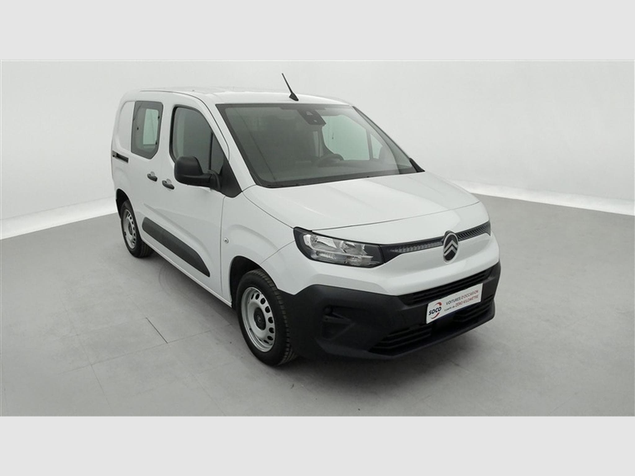 Citroen Berlingo 1.5 BlueHDi 130Cv EAT8 M CLIM / BLUETOOTH / PDC (2025) - Foto 20
