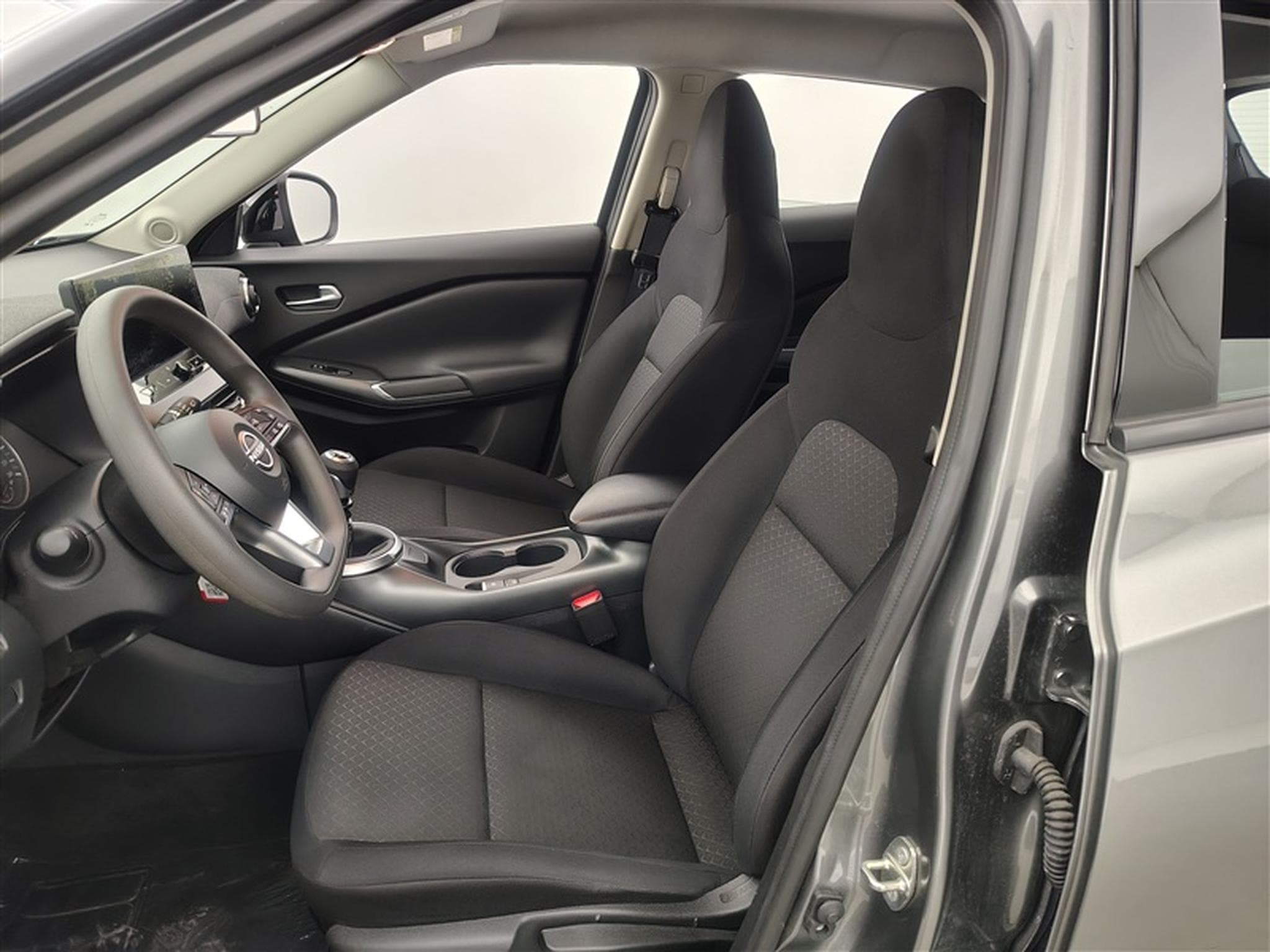 Nissan Juke 1.0 DIG-T 2WD Acenta CARPLAY / CAMERA (2025) - Foto 7
