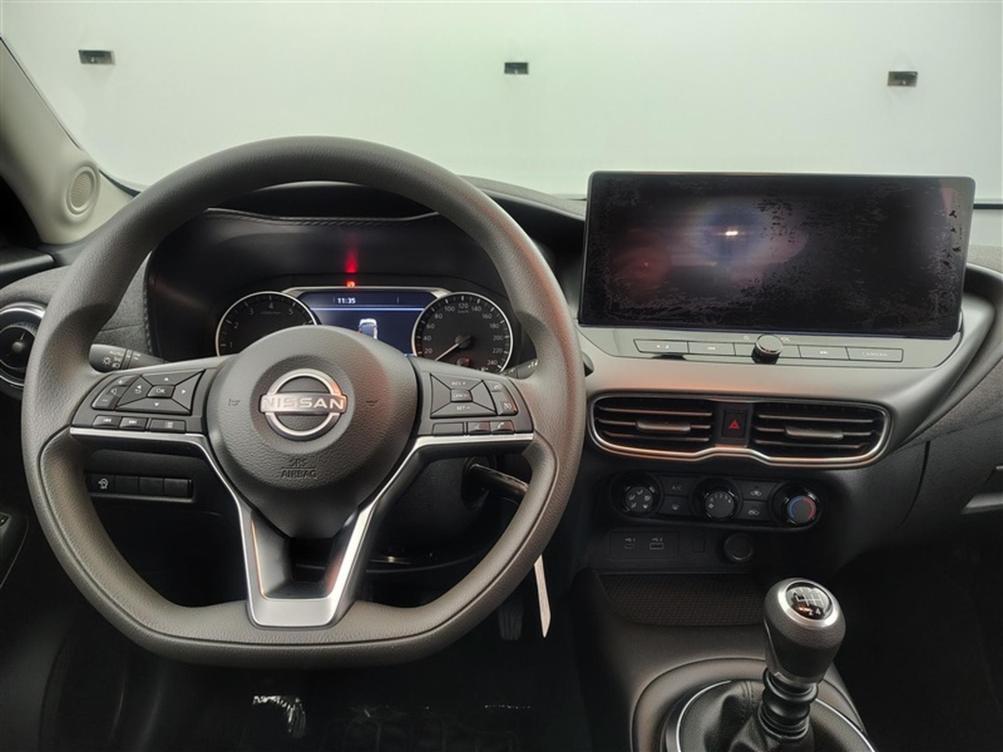 Nissan Juke 1.0 DIG-T 2WD Acenta CARPLAY / CAMERA (2025) - Foto 9