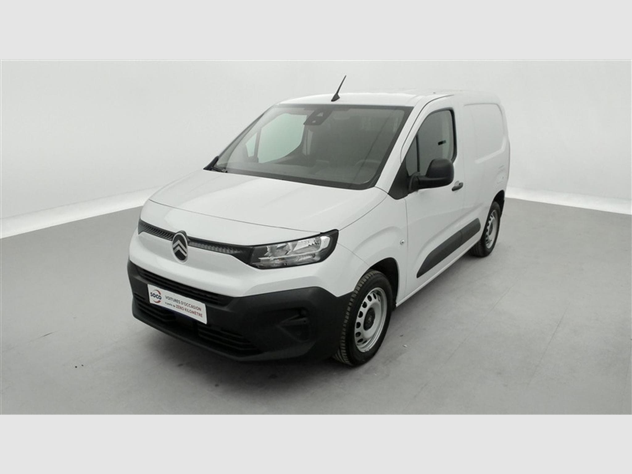 Citroen Berlingo 1.5 BlueHDi 130Cv EAT8 M CLIM / BLUETOOTH / PDC (2025) - Foto 1