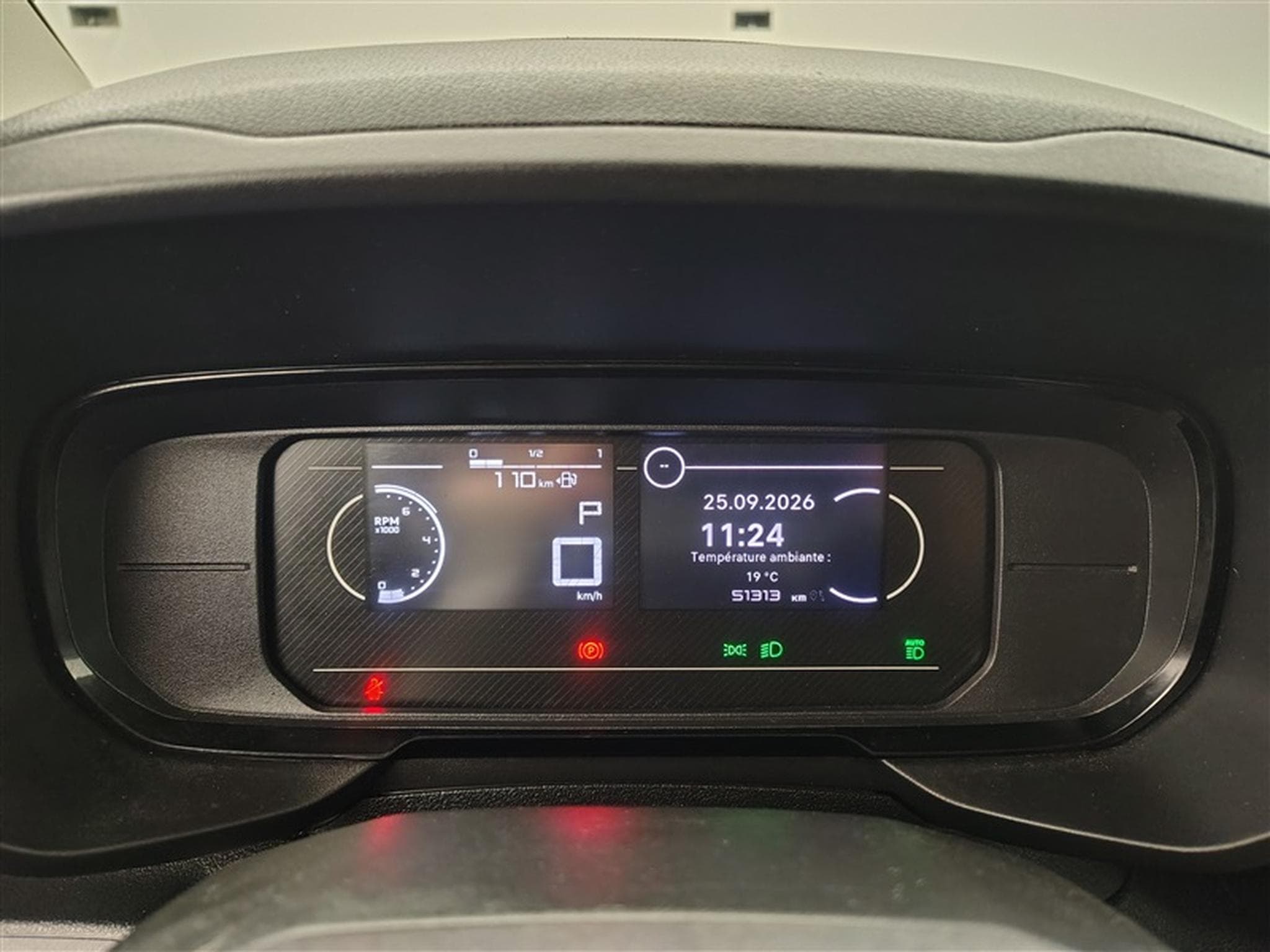 Citroen Berlingo 1.5 BlueHDi 130Cv EAT8 M CLIM / BLUETOOTH / PDC (2025) - Foto 10