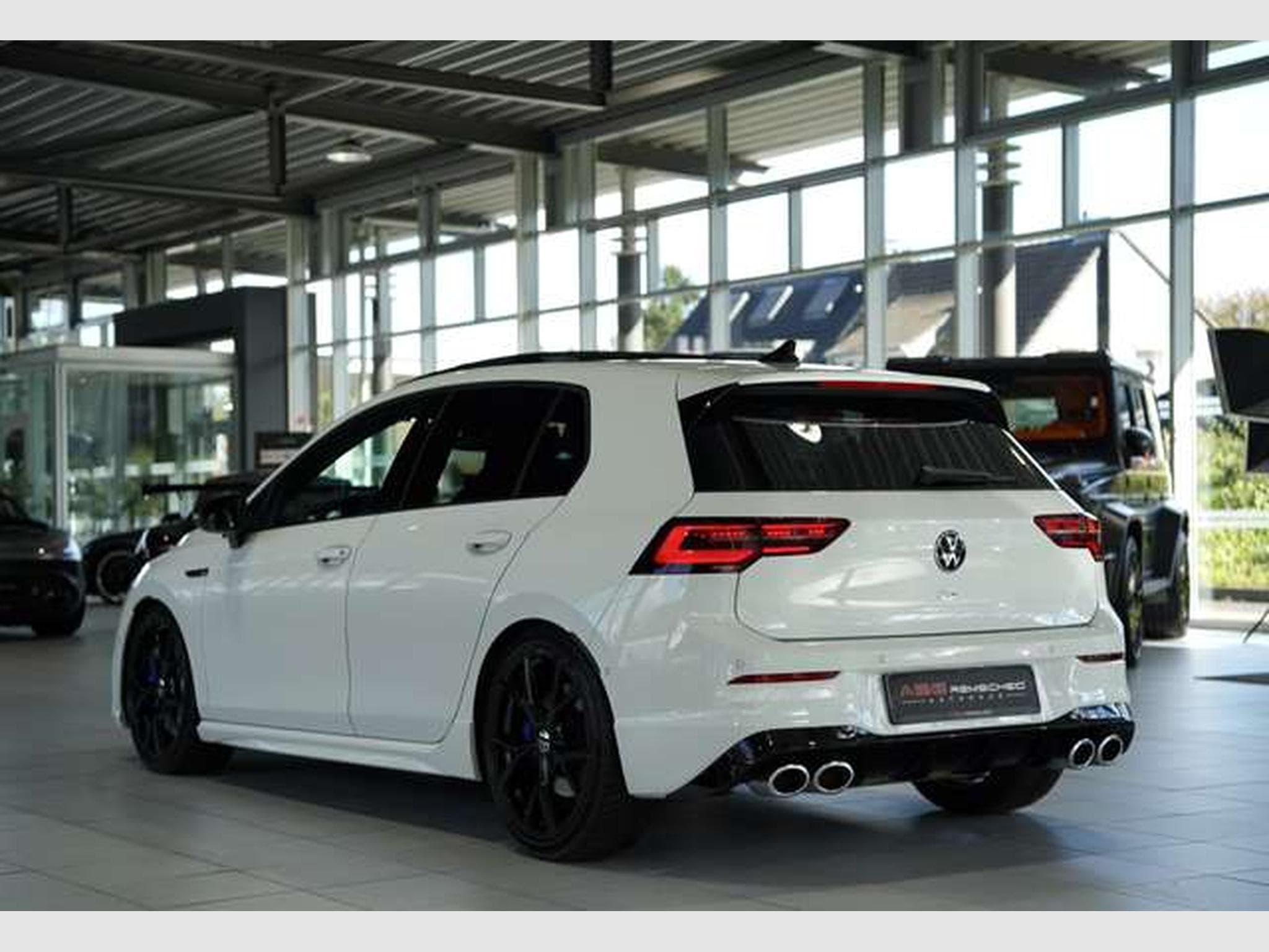 VW Golf R 4M Black Style *2.H *19 *Pano*Matrix*HUD (2023) - Foto 10