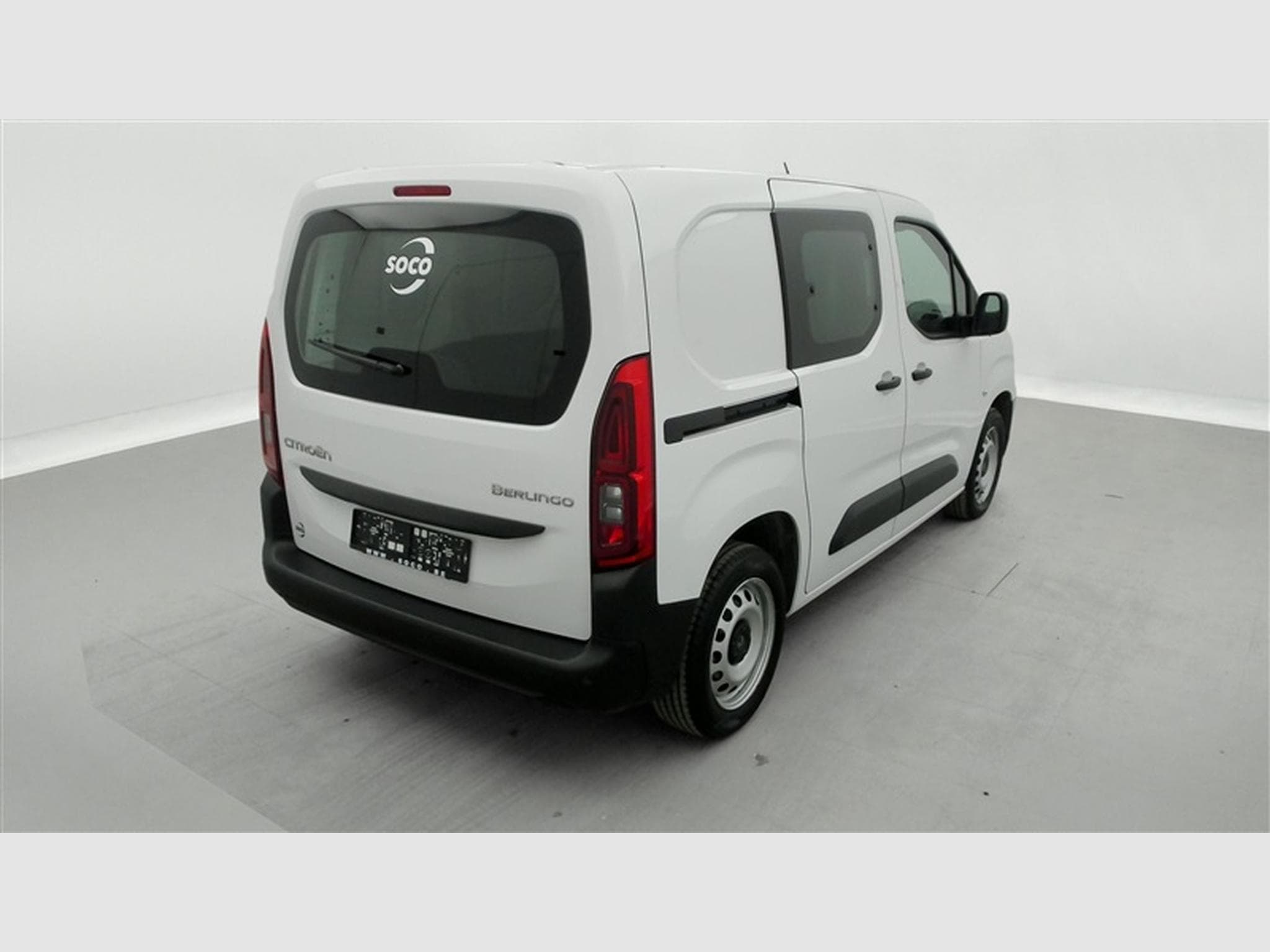 Citroen Berlingo 1.5 BlueHDi 130Cv EAT8 M CLIM / BLUETOOTH / PDC (2025) - Foto 24