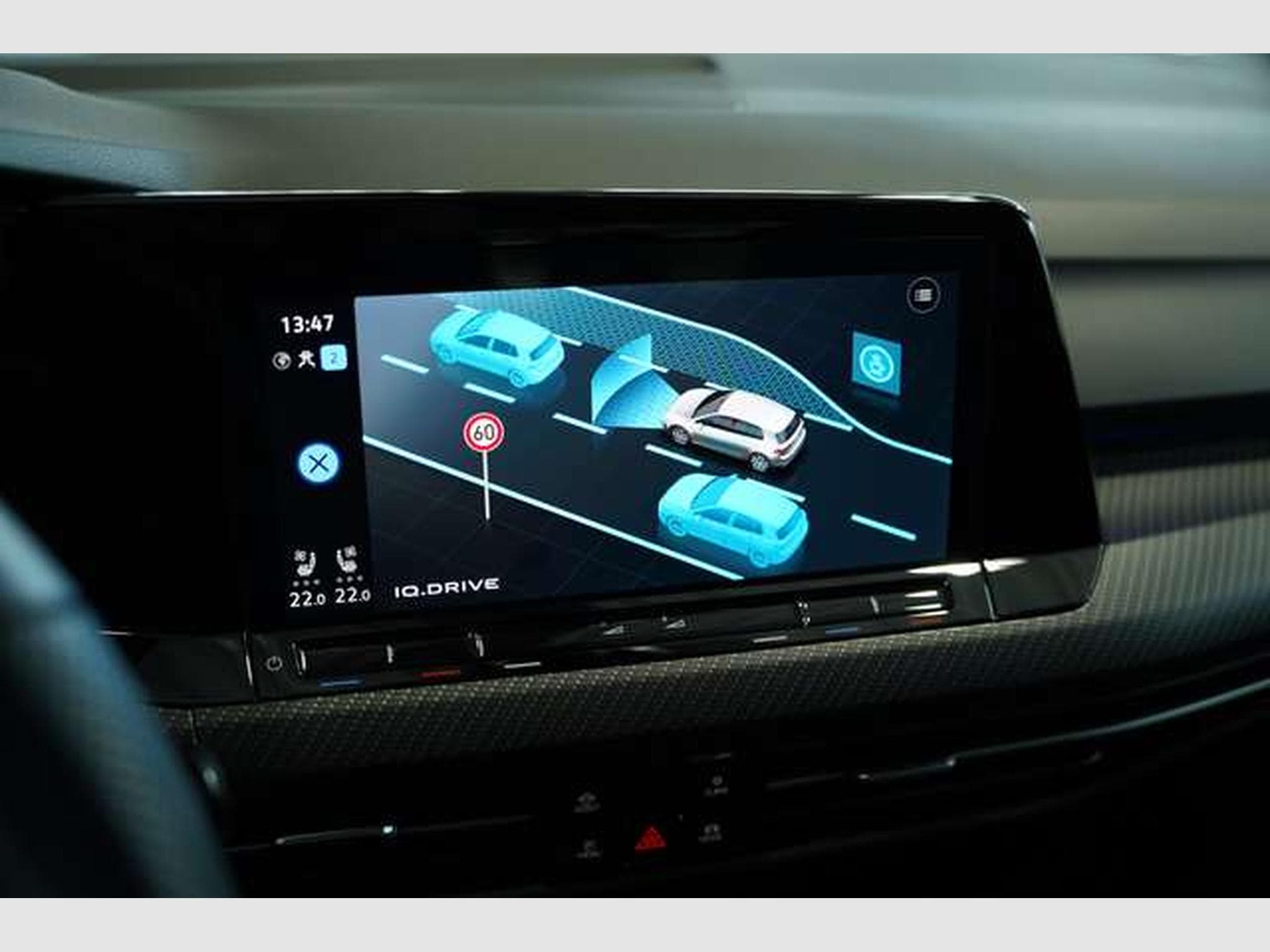 VW Golf R 4M Black Style *2.H *19 *Pano*Matrix*HUD (2023) - Foto 37
