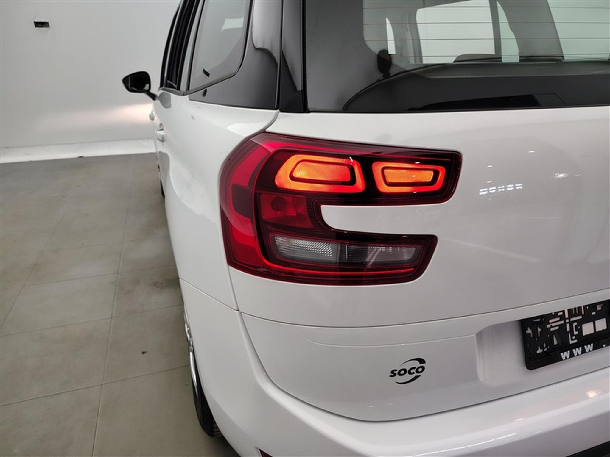 Citroen Grand C4 SpaceTourer 1.2 PureTech Live 7PL / CARPLAY / PDC (2021) - Foto 16