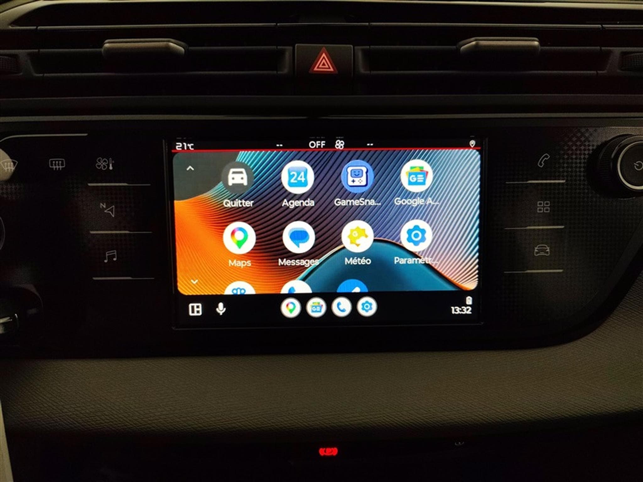 Citroen Grand C4 SpaceTourer 1.2 PureTech Live 7PL / CARPLAY / PDC (2021) - Foto 21