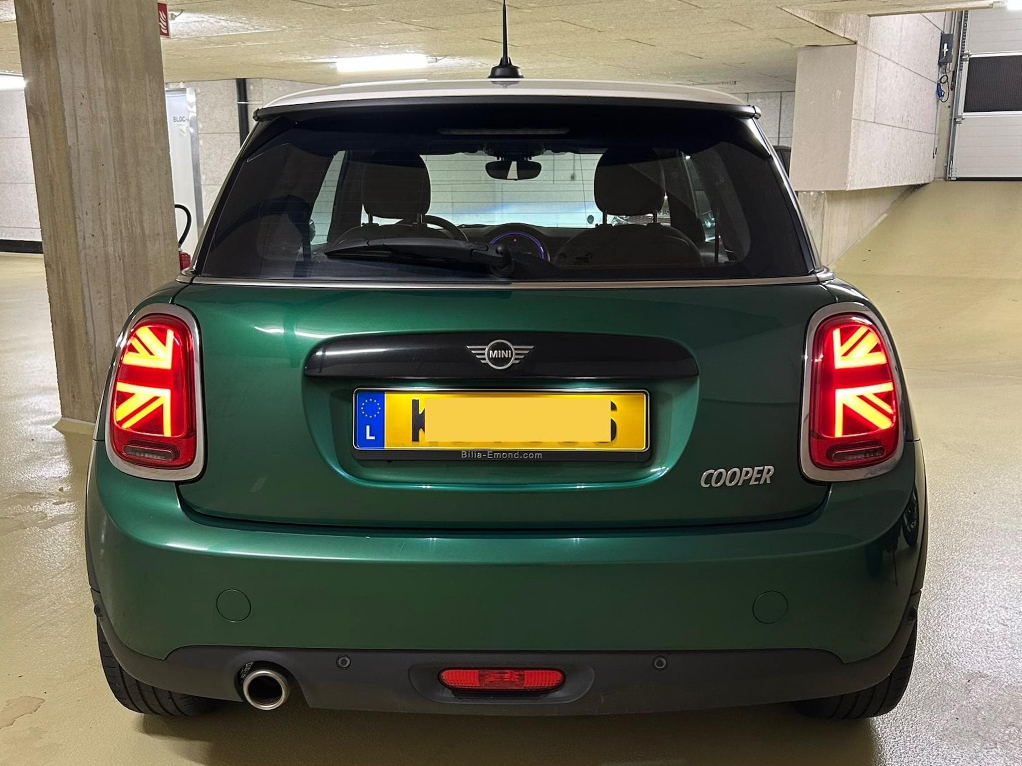 Mini Cooper 136cv*British Racing Green*8 jantes alu (2020) - Photo 2