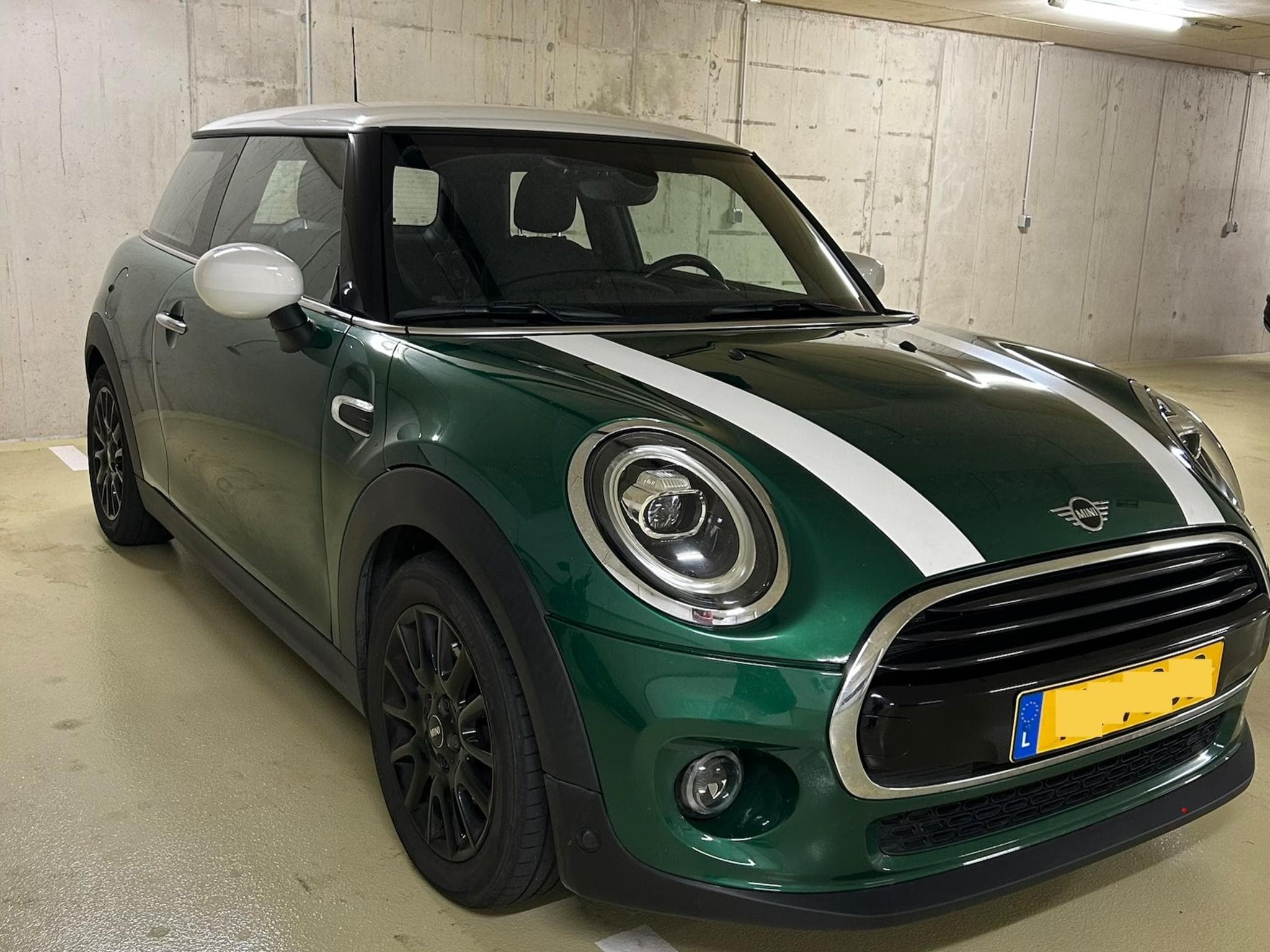 Mini Cooper 136cv*British Racing Green*8 jantes alu (2020) - Photo 3