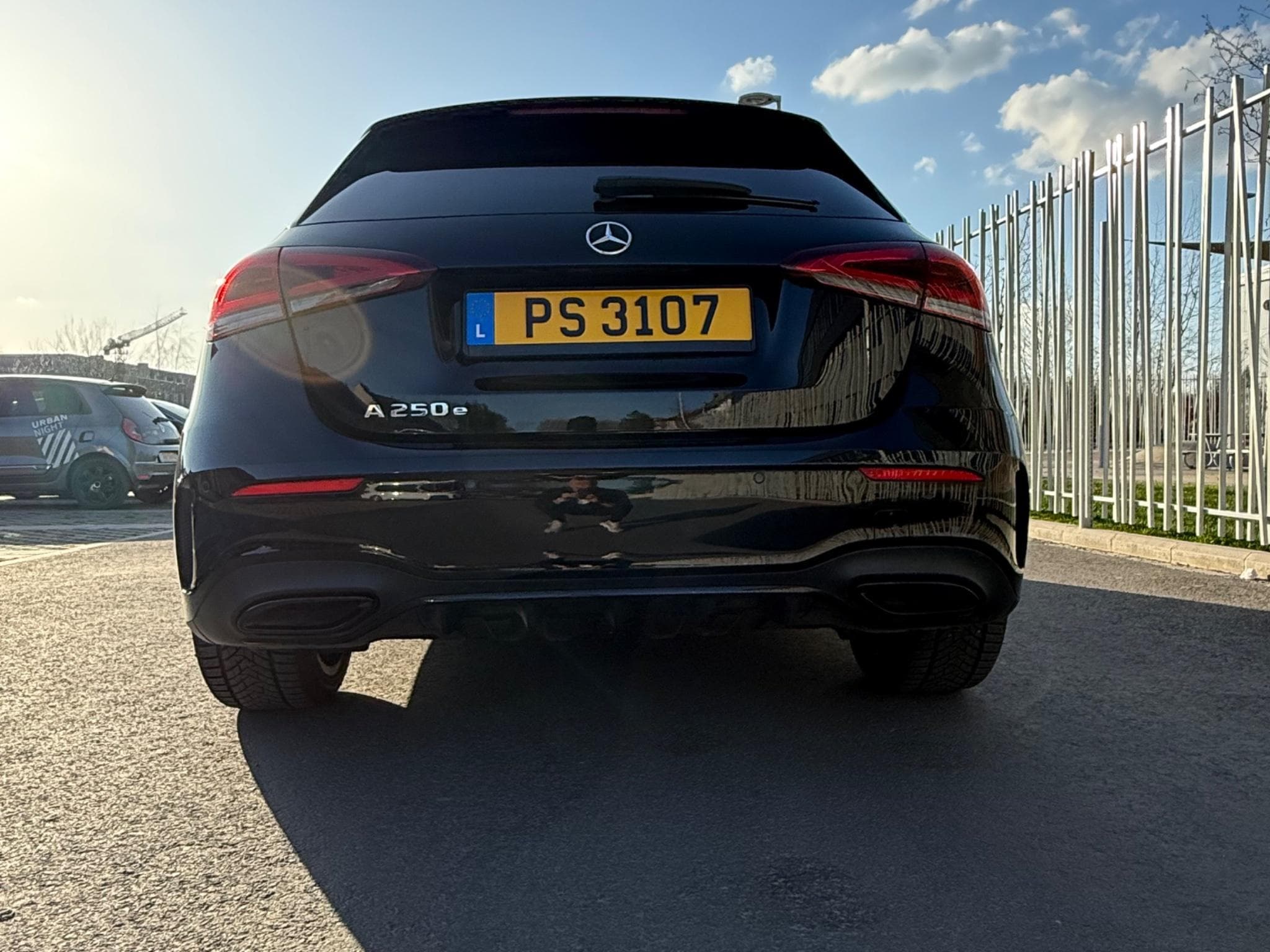 Mercedes A 250 AMG-Line Night Panoramic Plugin Hybrid (2021) - Photo 5
